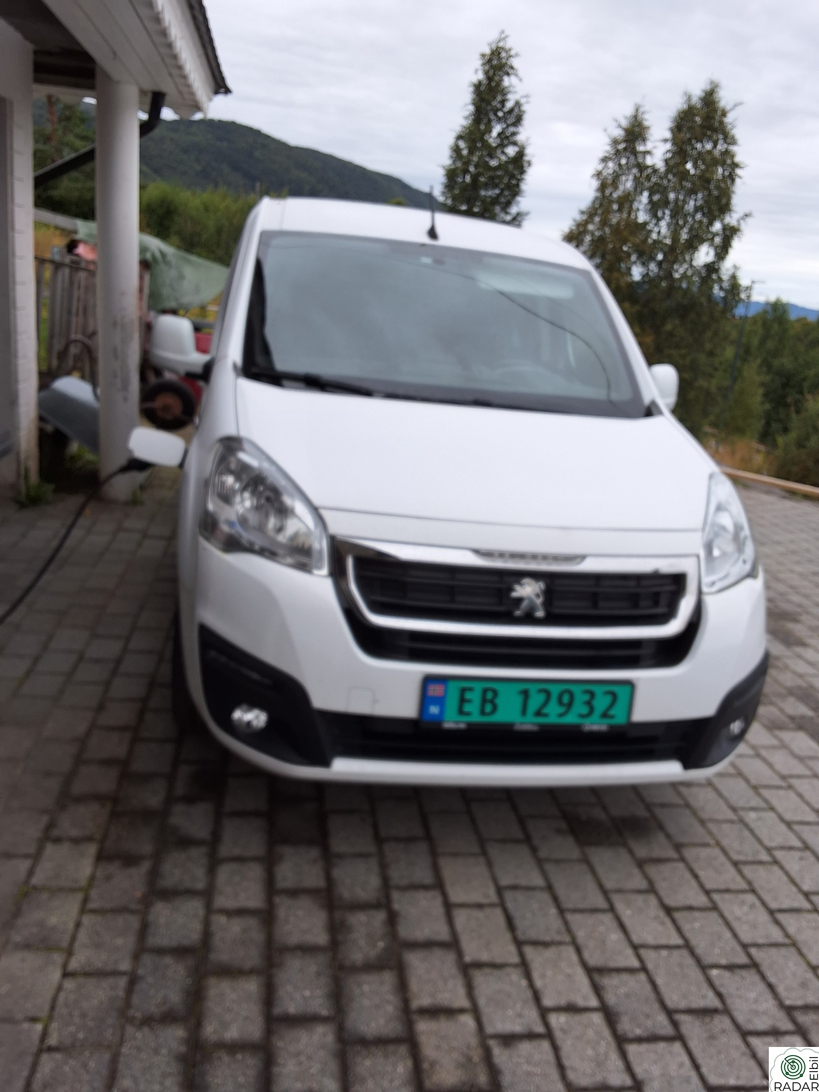 PEUGEOT Partner Teepee Electric SE