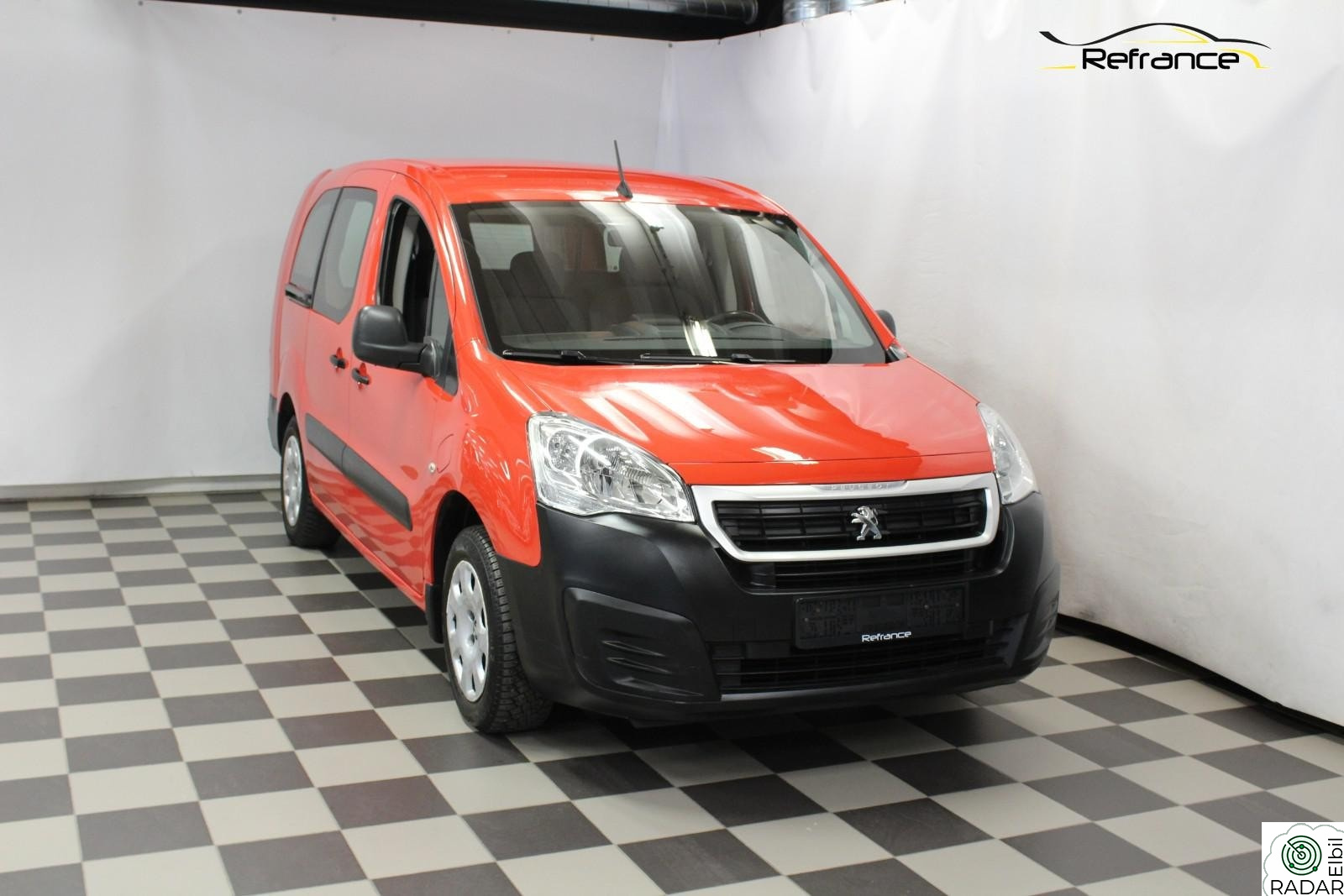 PEUGEOT PARTNER Lav km stand lang utgave. DAB APPLE CARPLAY