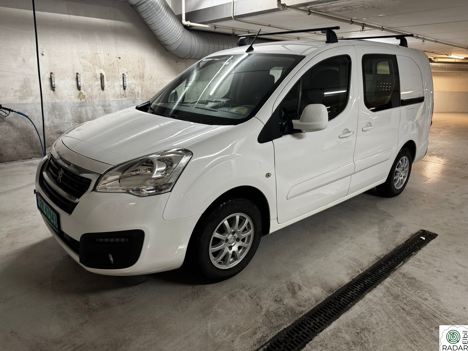 PEUGEOT PARTNER L2//V+S//Takstativ/Innredning/Carplay