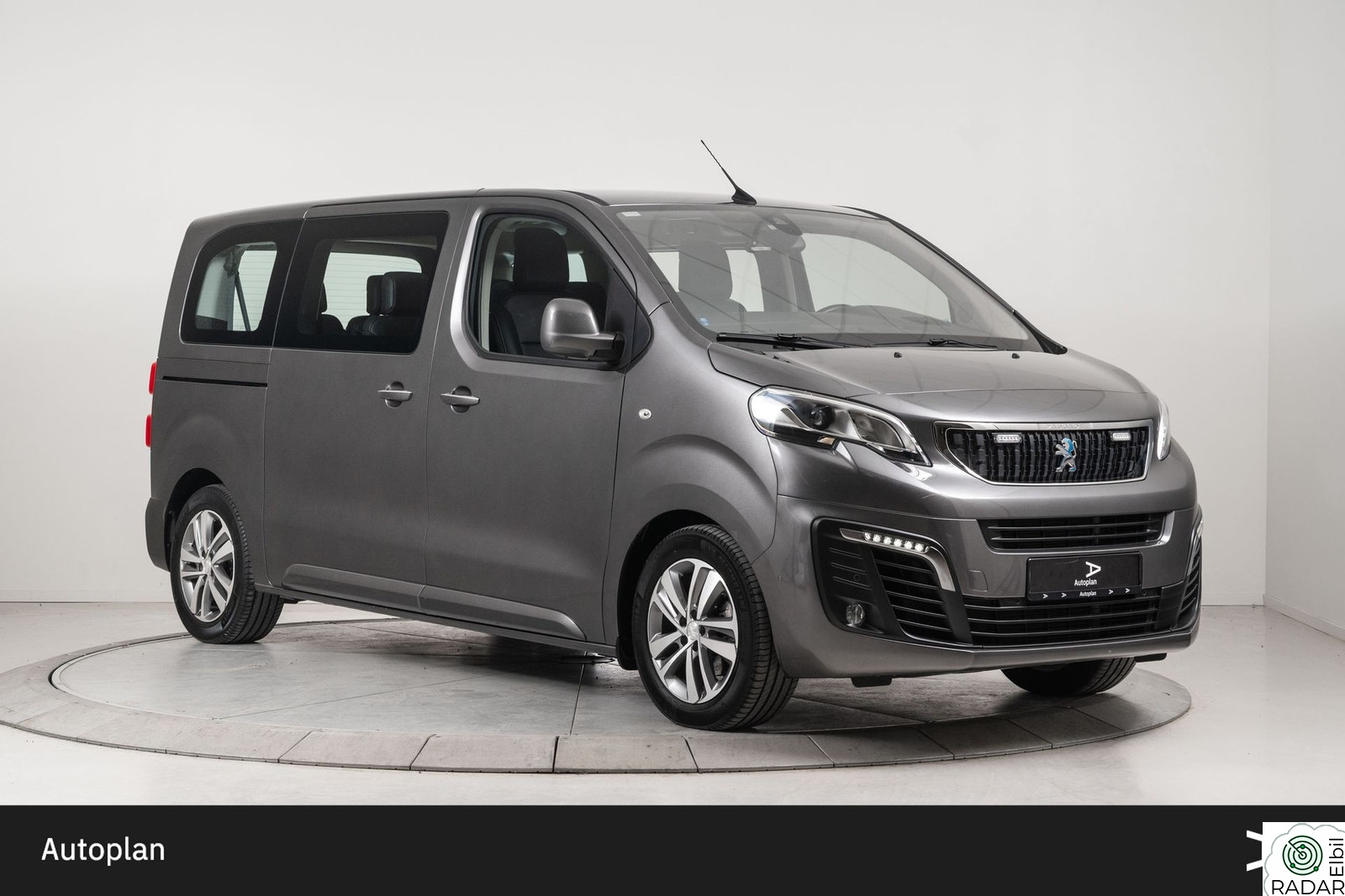 PEUGEOT EXPERT TRAVELLER Krok Head-Up Kamera Memory