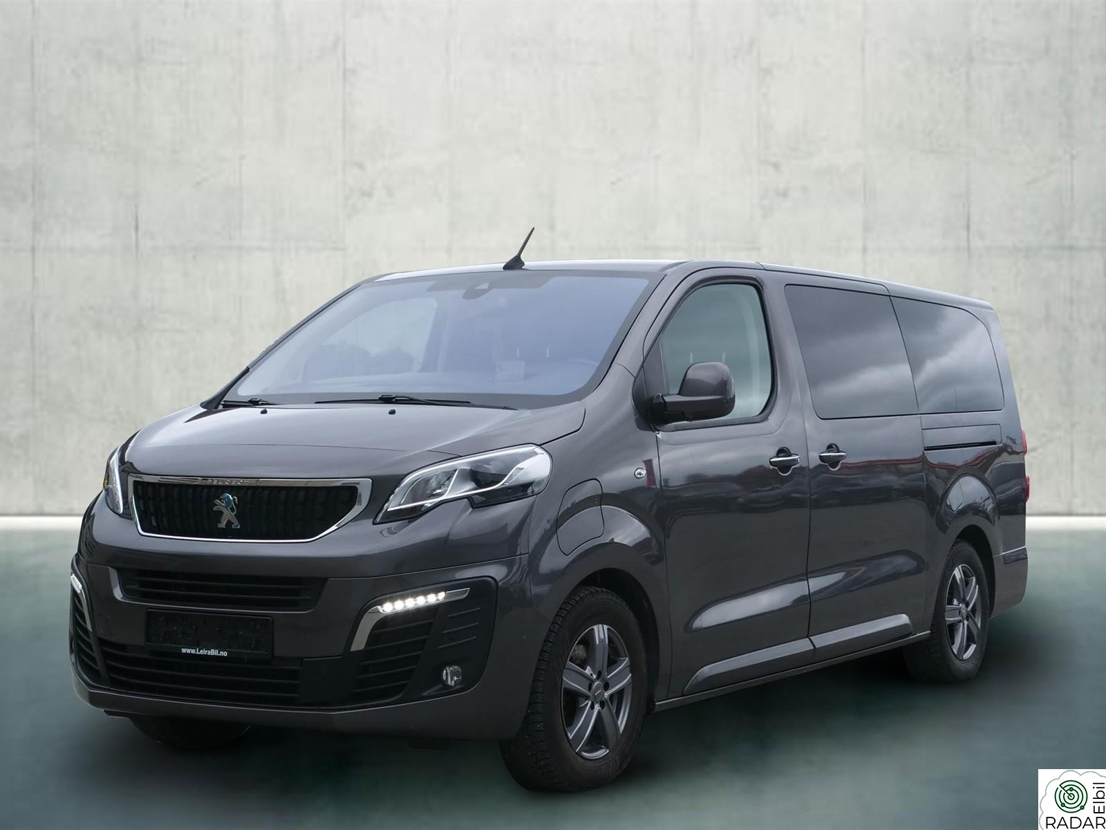 PEUGEOT EXPERT TRAVELLER 75 kWh L3 8 seter BIS | SKINN| EL.DØRER|