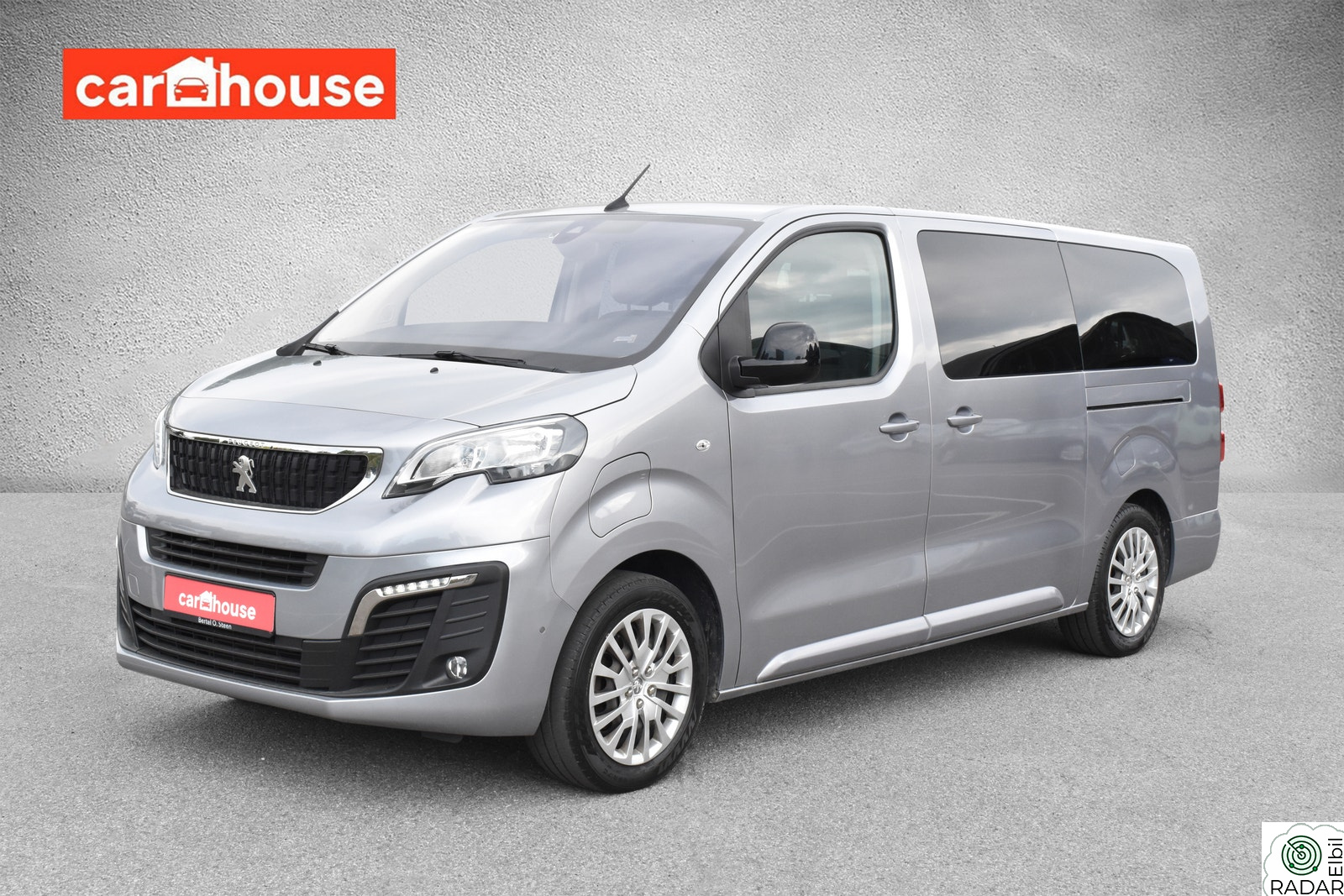 PEUGEOT Traveller ELECTRIC 9-SET 75KWH BUSINESS LANG CRUISE PDC 315KM+++