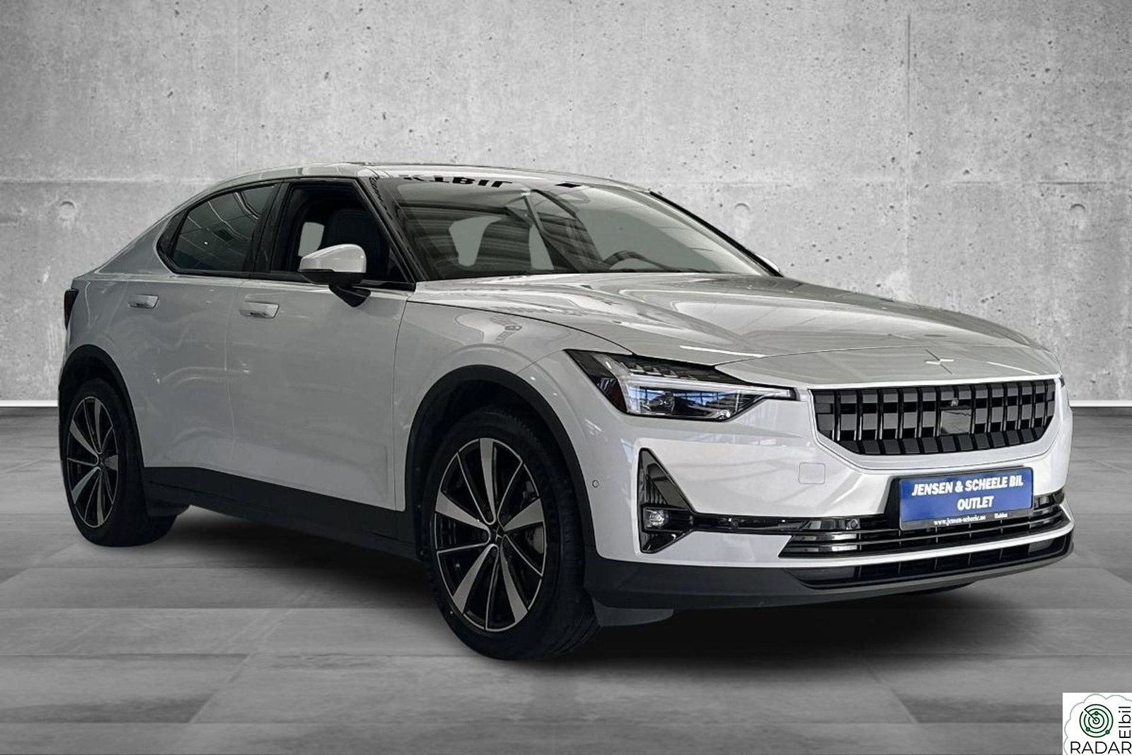 POLESTAR 2 64 kWh. Plus. Harman/Kardon, DAB, Trådløs mobillader.