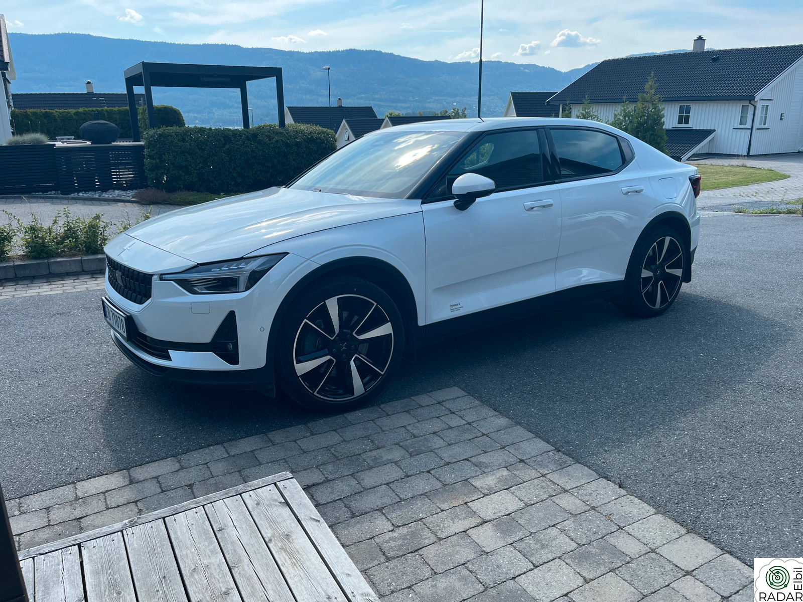 POLESTAR 2 Launch Edition