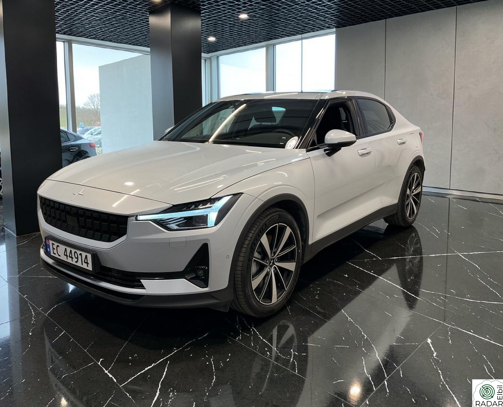 POLESTAR 2 LONG RANGE+AWD+PILOT+PLUS++KROK+UTVIDET GARANT+470wlpt