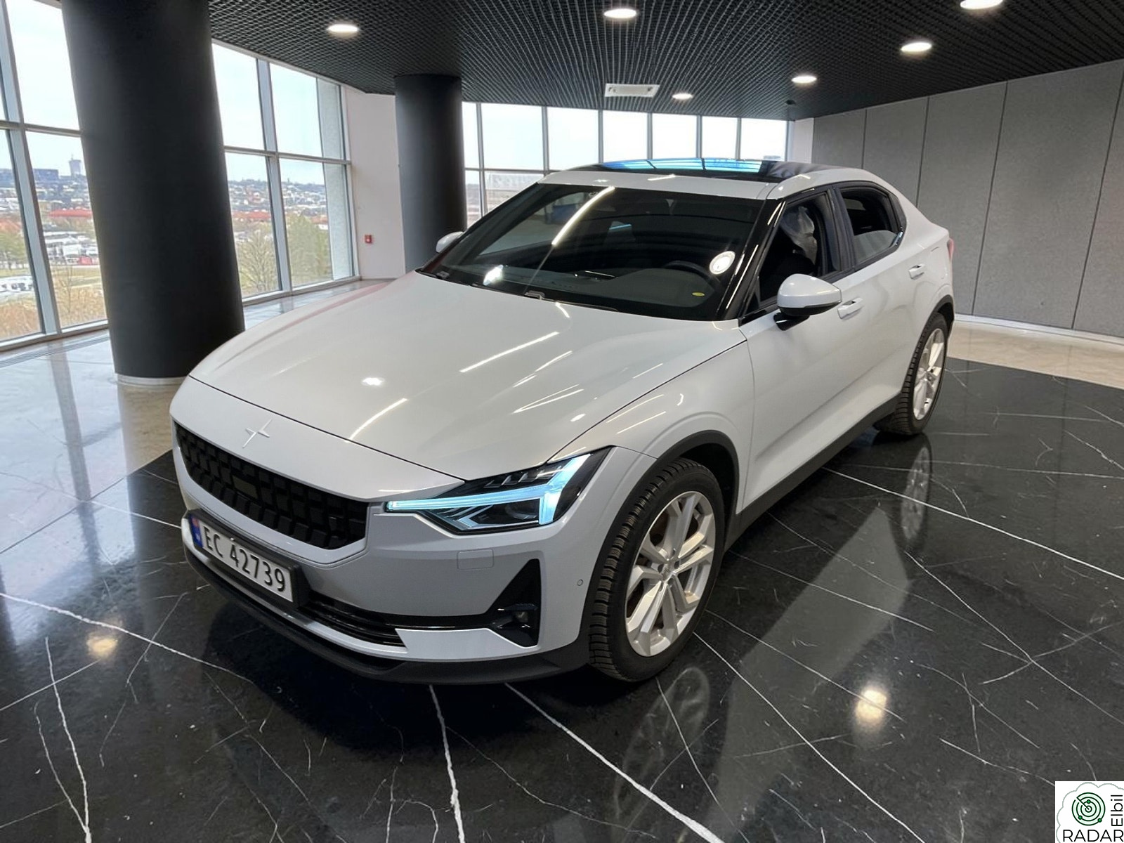 POLESTAR 2 LONG RANGE+AWD+PILOT+PLUS+470WLPT+UTVIDET GARANTI