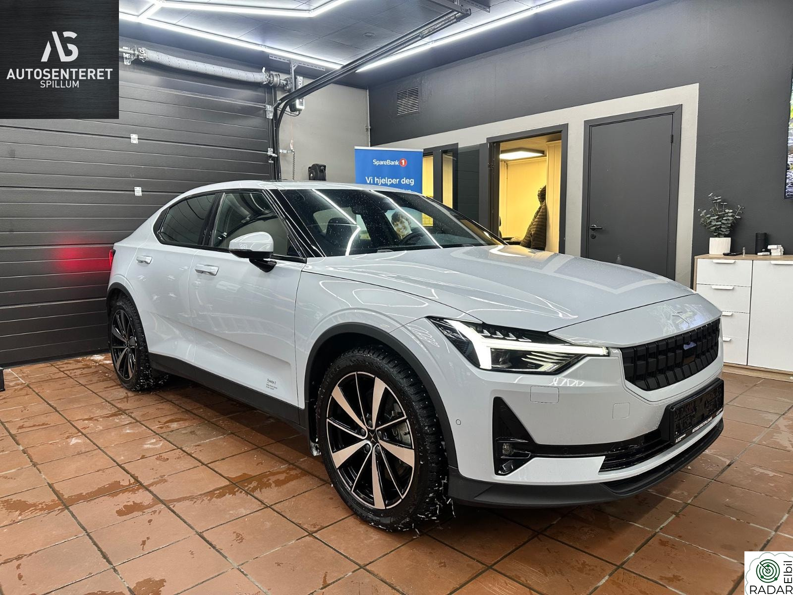 POLESTAR 2 LR/AWD/H&K/360/Pixel/Panorama/H.Feste+++