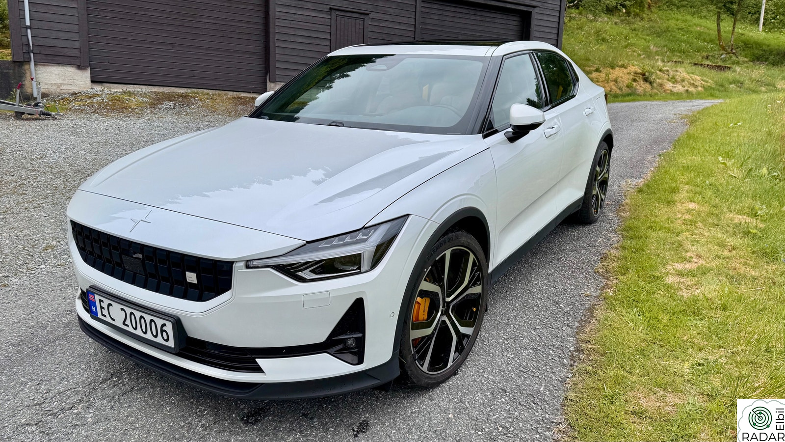 POLESTAR 2 Long Range Dual Motor Performance