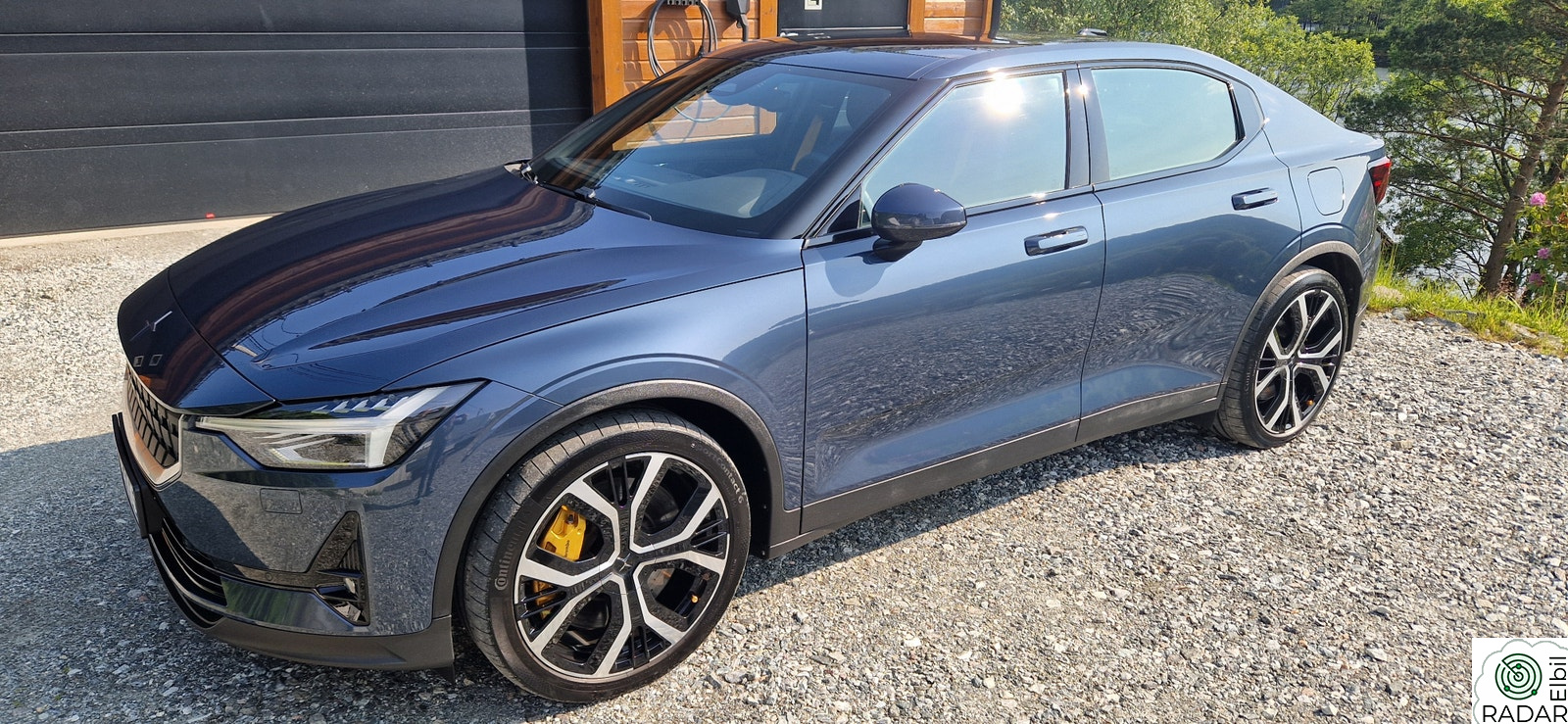 POLESTAR 2 Long Range Dual Motor Performance