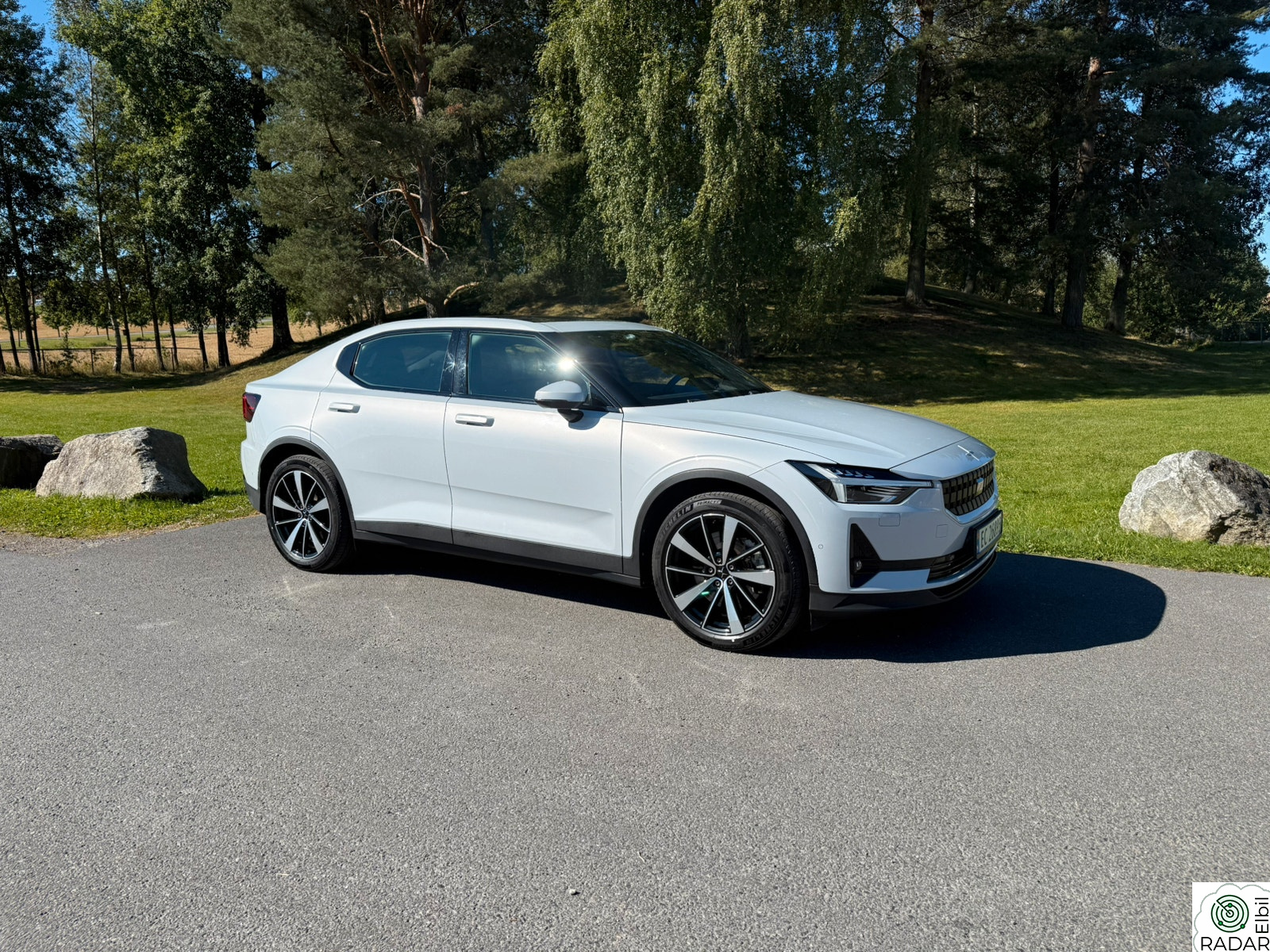 POLESTAR 2 Long Range Dual Motor Pilot Plus