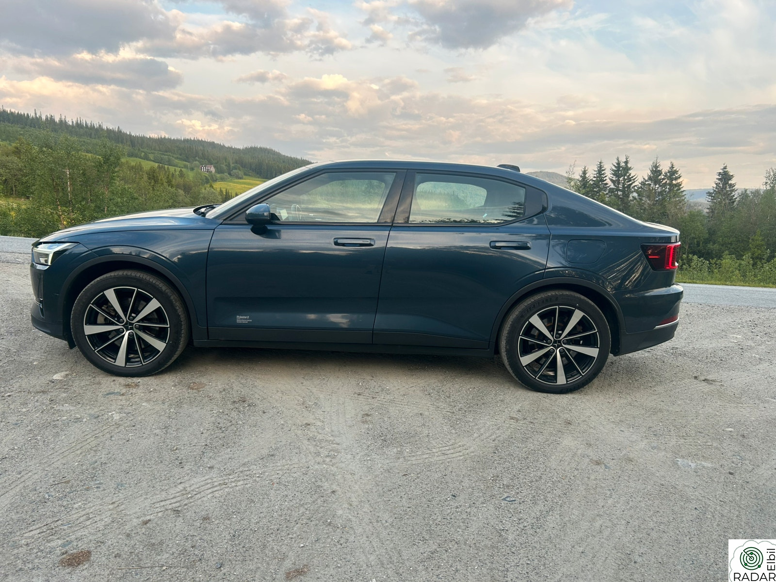 POLESTAR 2 Long Range Dual Motor. Pilot Pluss