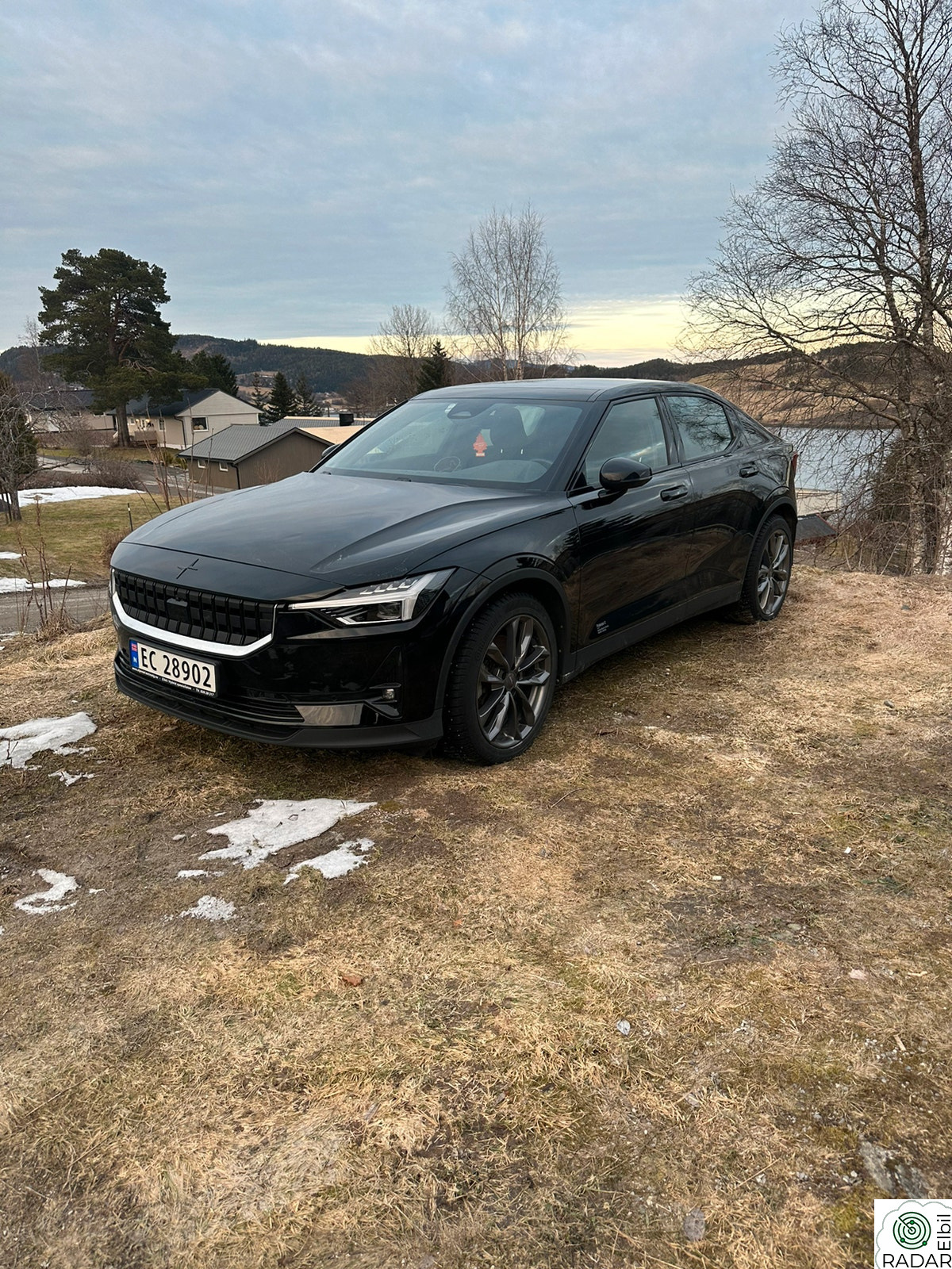POLESTAR 2 2 Long Range Dual Motor pluss å pilot
