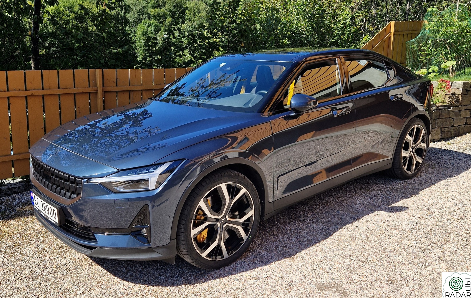 POLESTAR 2 Long Range Dual Motor Performance
