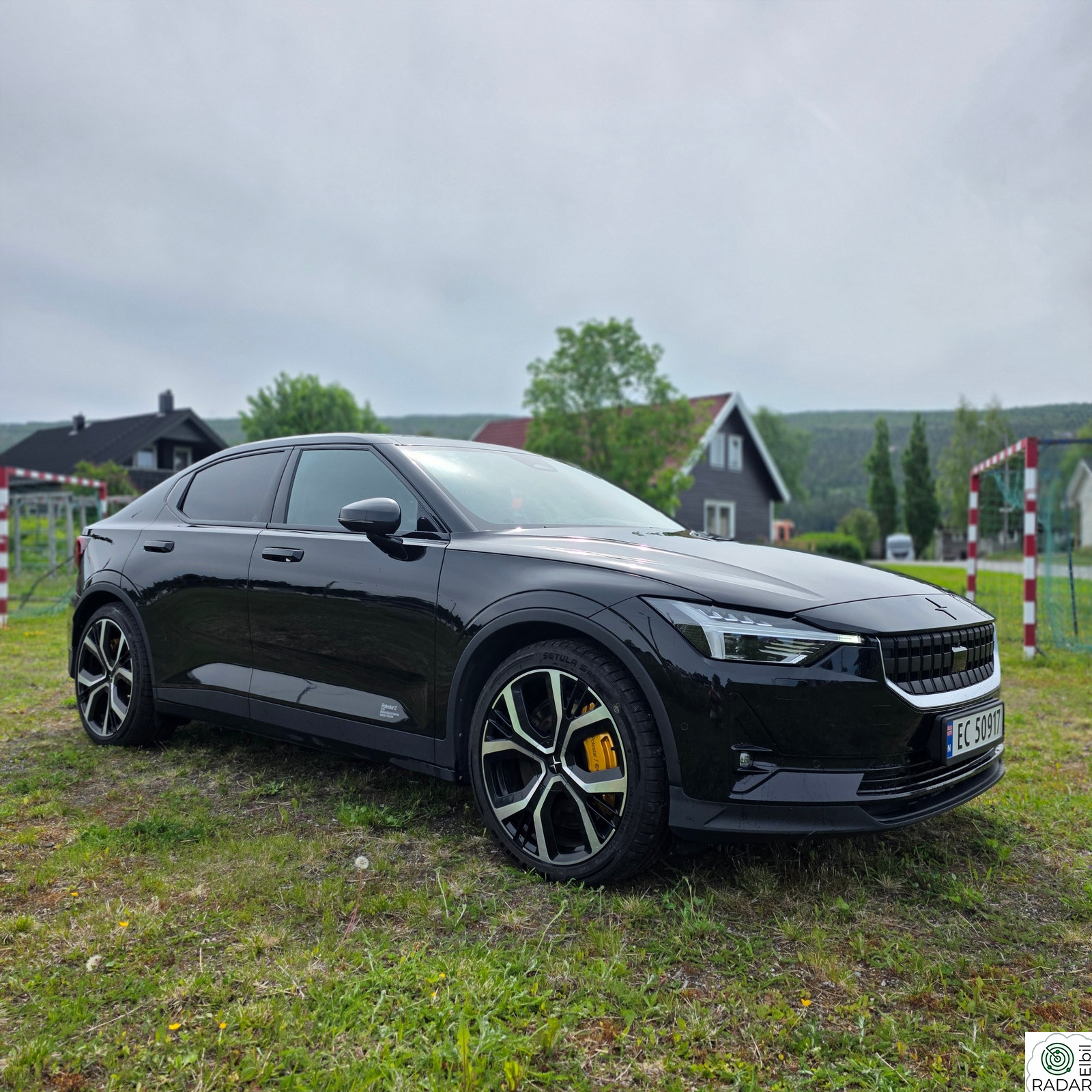 POLESTAR 2 Long Range Dual Motor Performance