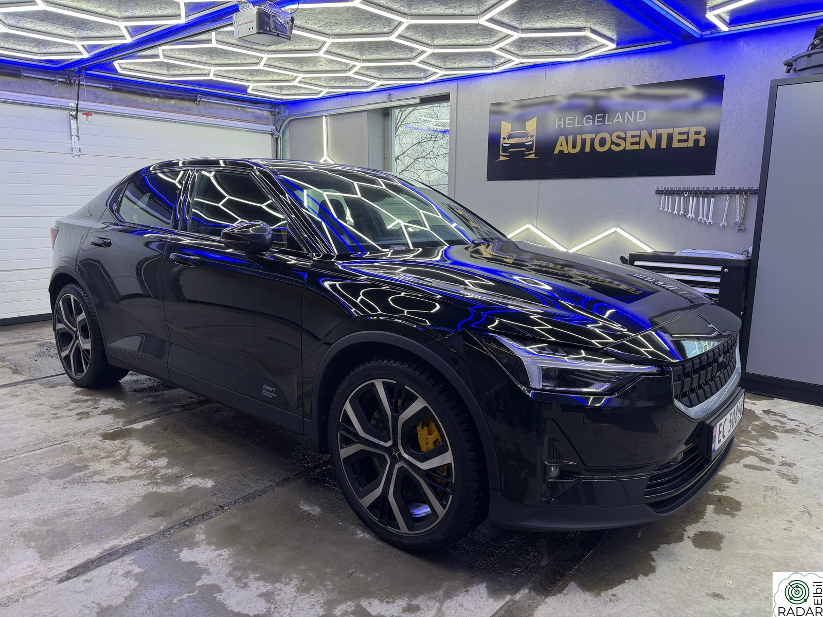 POLESTAR 2 Long Range Dual Motor Performance TOPPUTSTYRT
