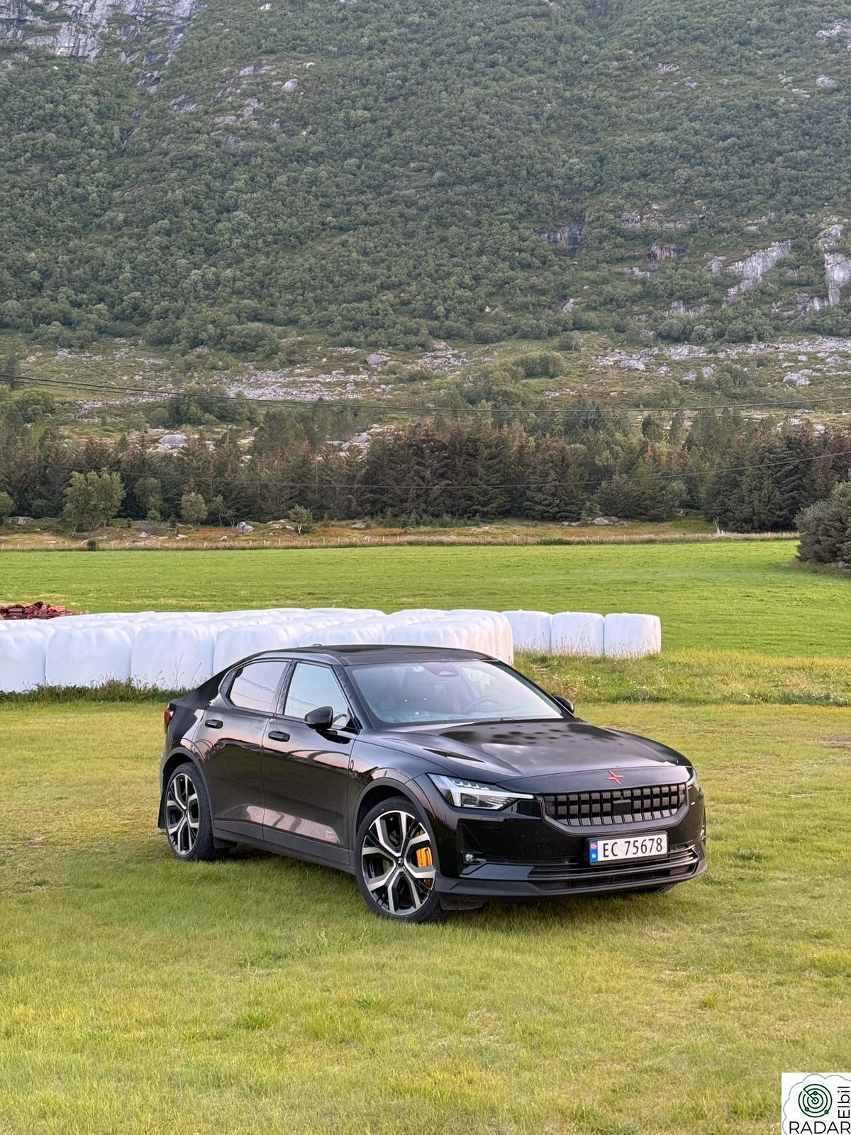 POLESTAR 2 Long Range Dual Motor Performance