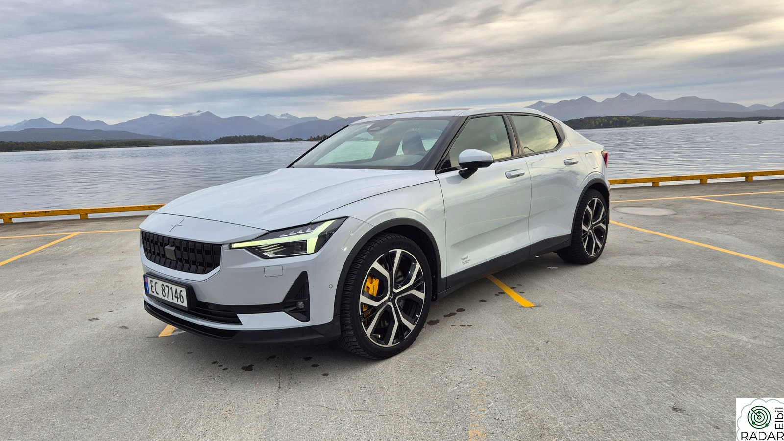 POLESTAR 2 Dual Motor Performance
