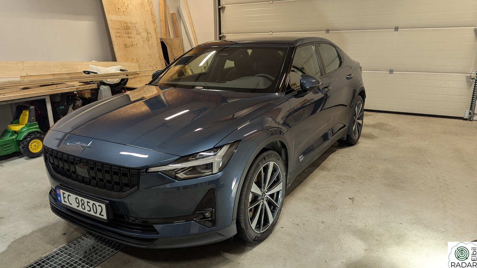 POLESTAR 2 Long Range Dual Motor