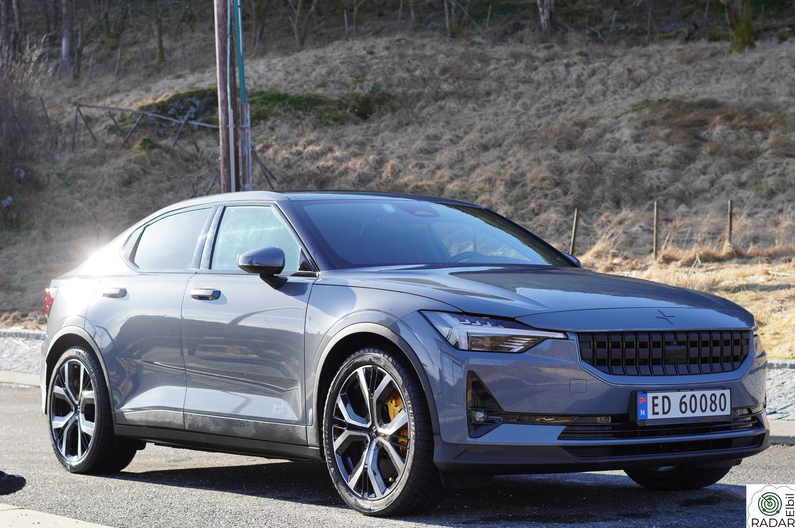 POLESTAR 2 Long Range Dual Motor Performance