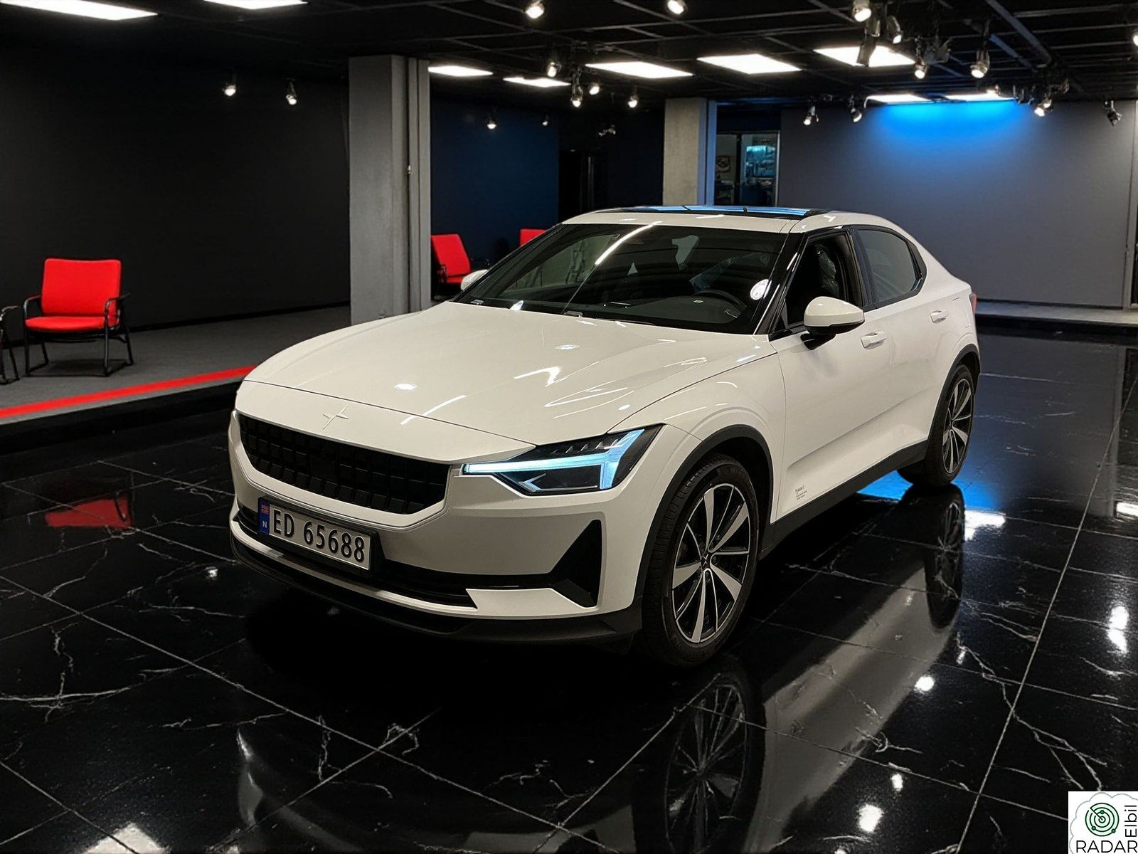 POLESTAR 2 LONG RANGE+AWD+VARMEPUMPE+PILOT+PLUS