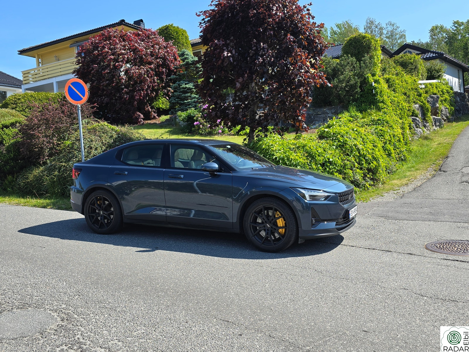 POLESTAR 2 Long Range Dual Motor Performance