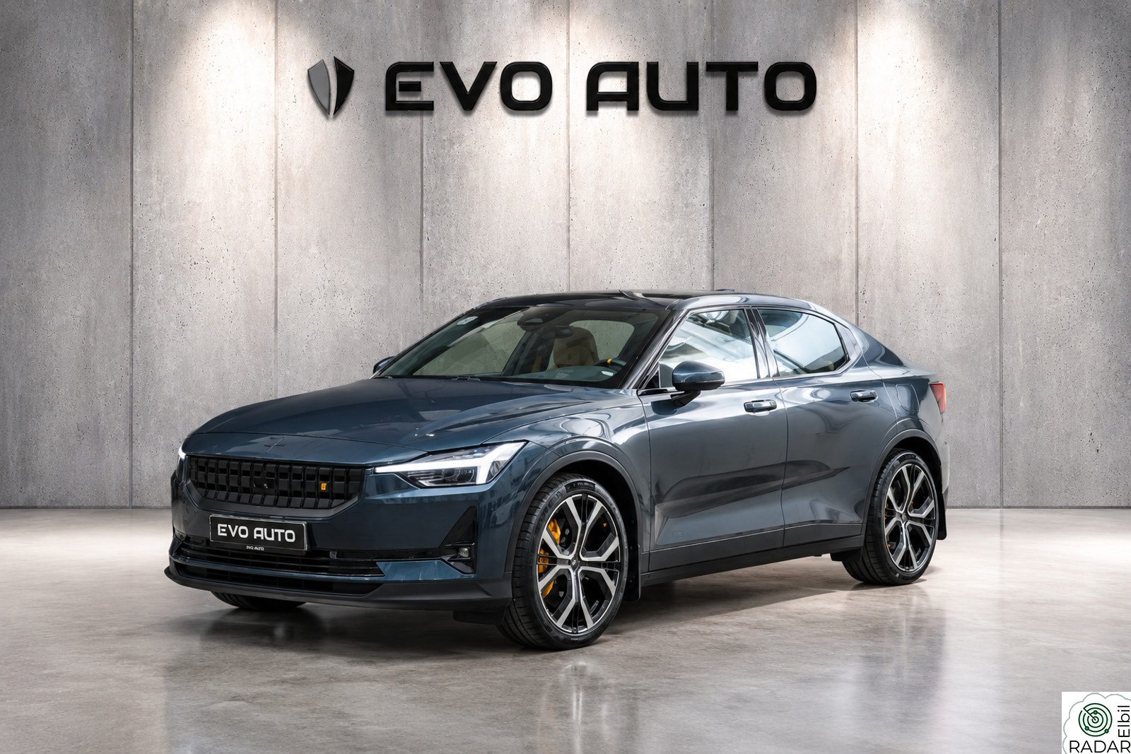 POLESTAR 2 408HK LONG RANGE PERFORMANCE 360KM ACC