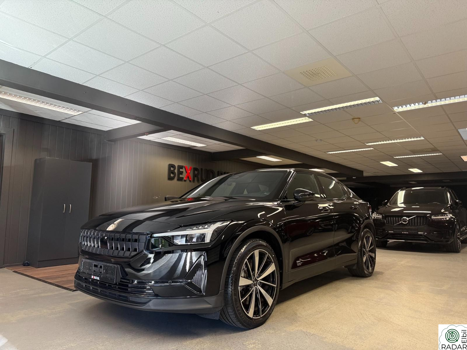 POLESTAR 2 Long Range,AWD,Black Pack,Hengerfeste,Varmepumpe,1 Eier