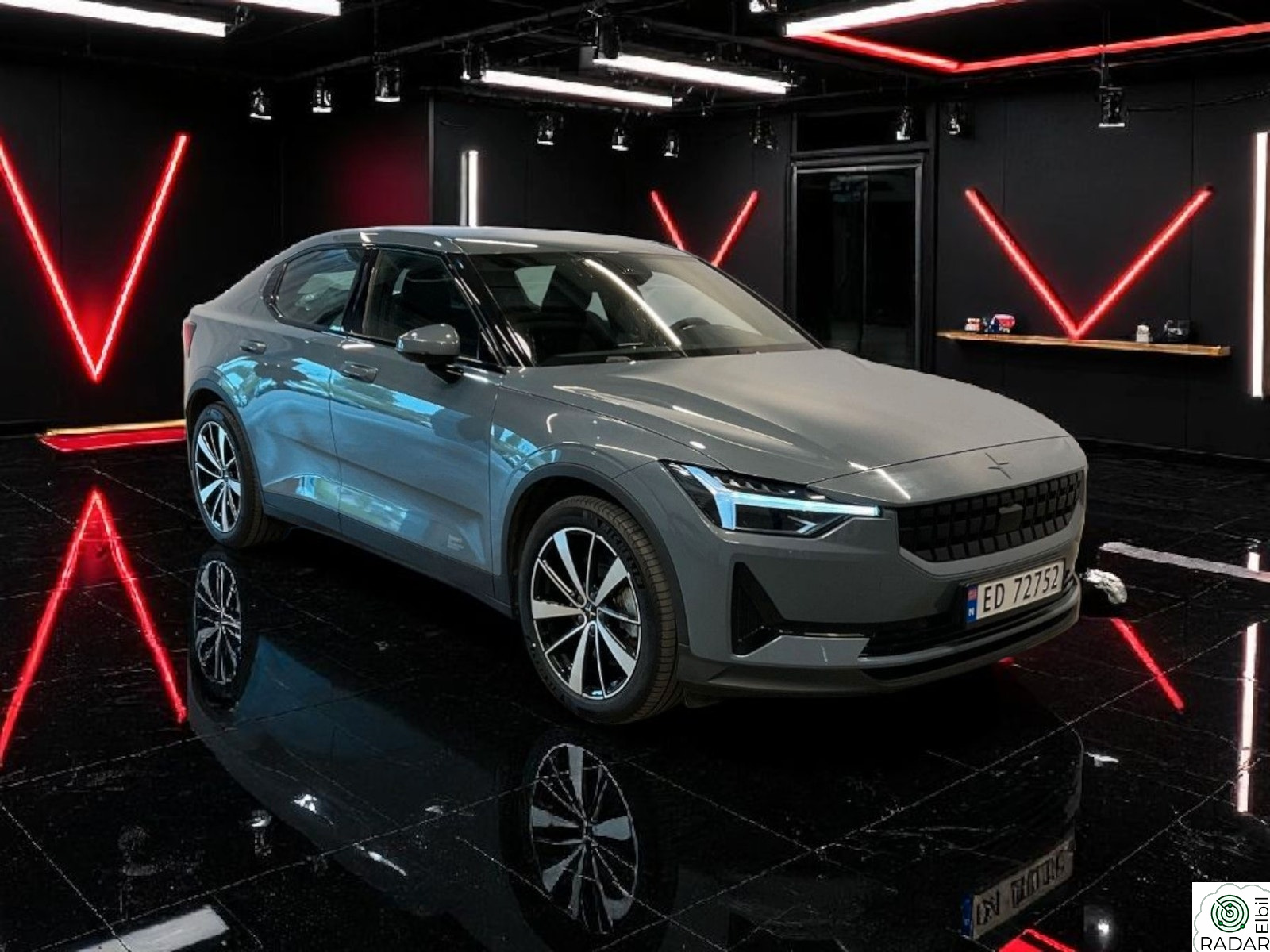 POLESTAR 2 LONG RANGE-470WLPT+AWD+ADAPTIV CRUISE+LAV KM!