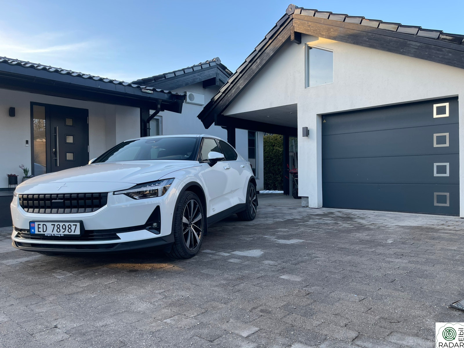 POLESTAR 2 Long Range Dual Motor Plus 4x4/Plus & Pilot/Hengerfeste