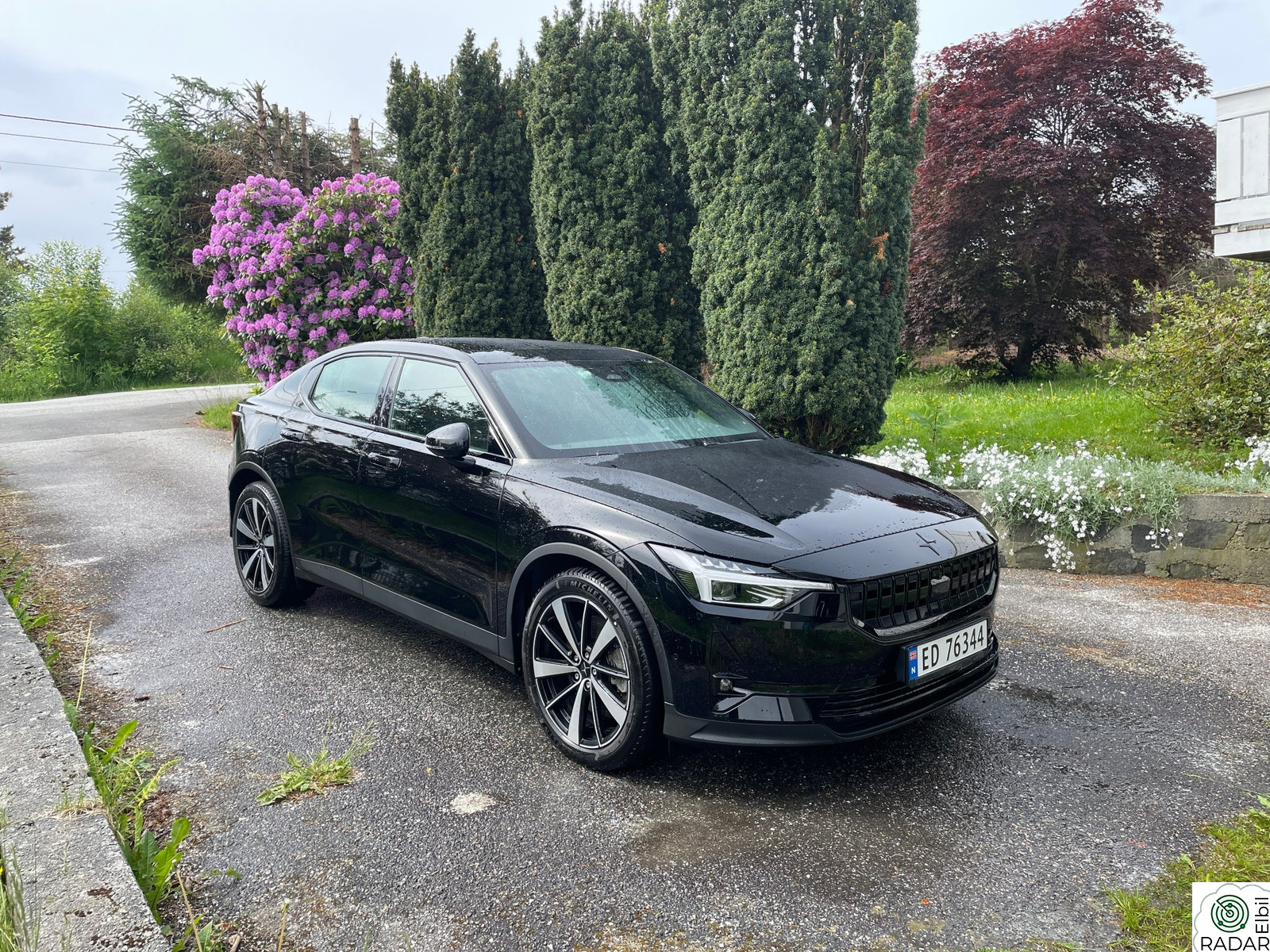 POLESTAR 2 Long Range Dual Motor Pilot Plus, krok, Harman Kardon
