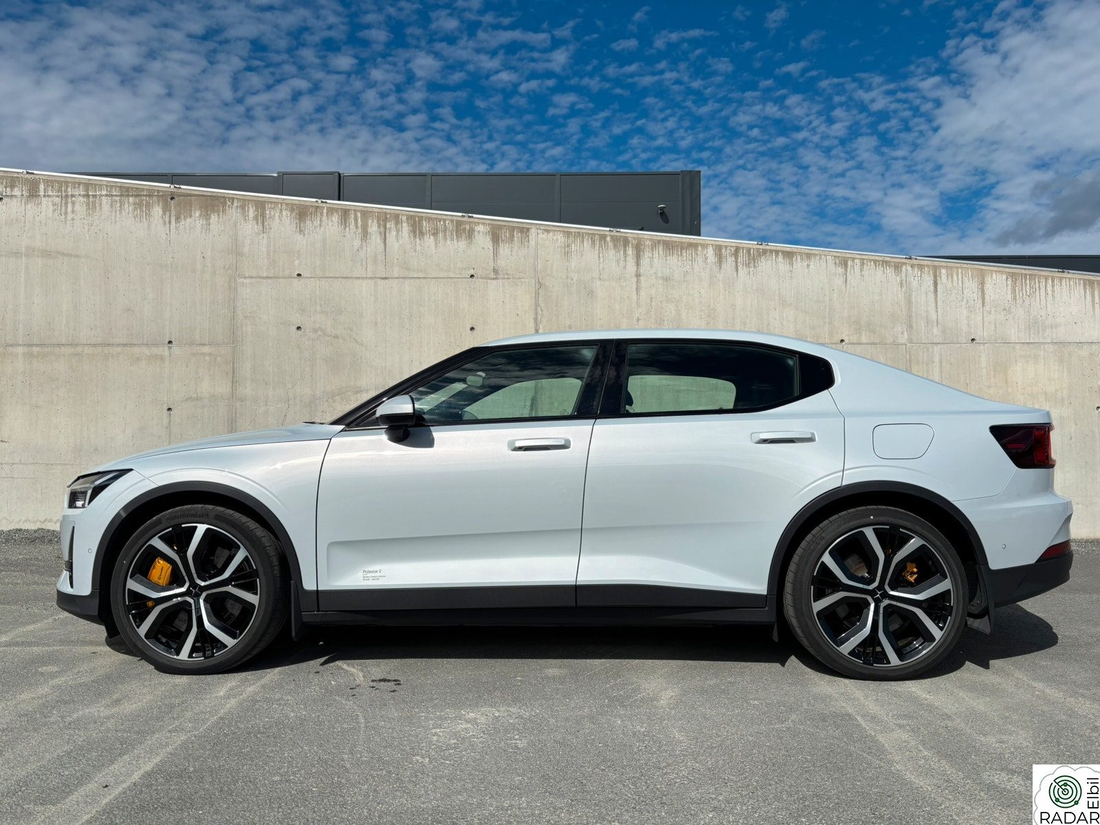 POLESTAR 2 Long Range Dual Motor Performance Pilot Plus