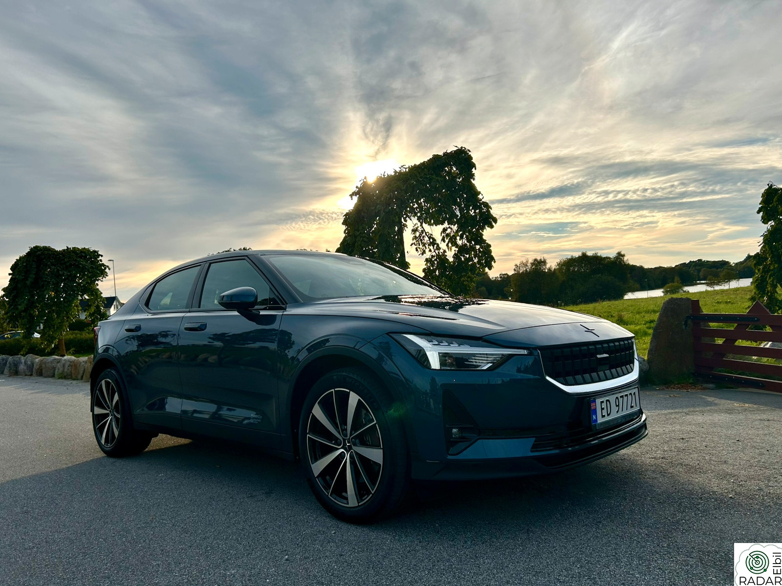 POLESTAR 2 Long Range Dual Motor