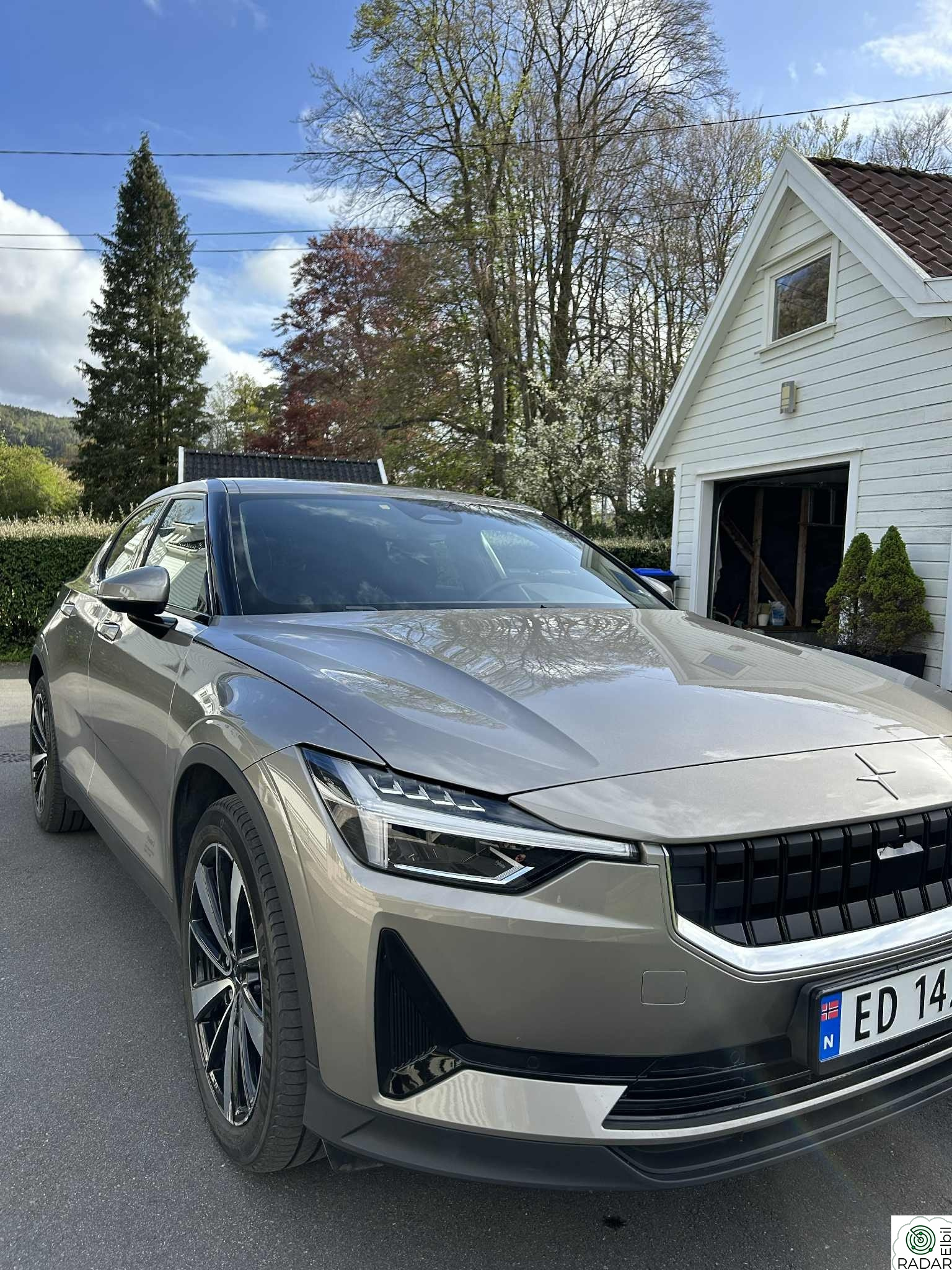 POLESTAR 2 Long Range SM (535km)  med Plus-pakke