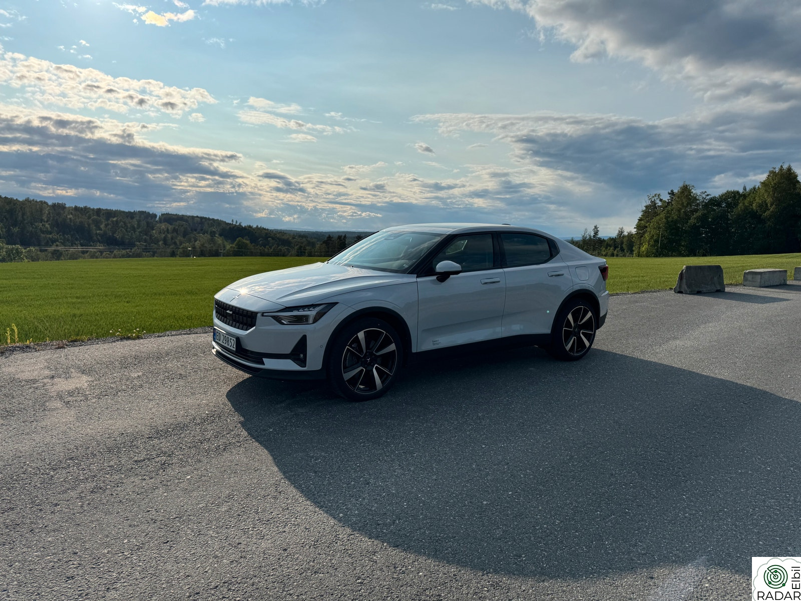 POLESTAR 2 Long Range Single/Pilot/Pluss/Hengerfeste