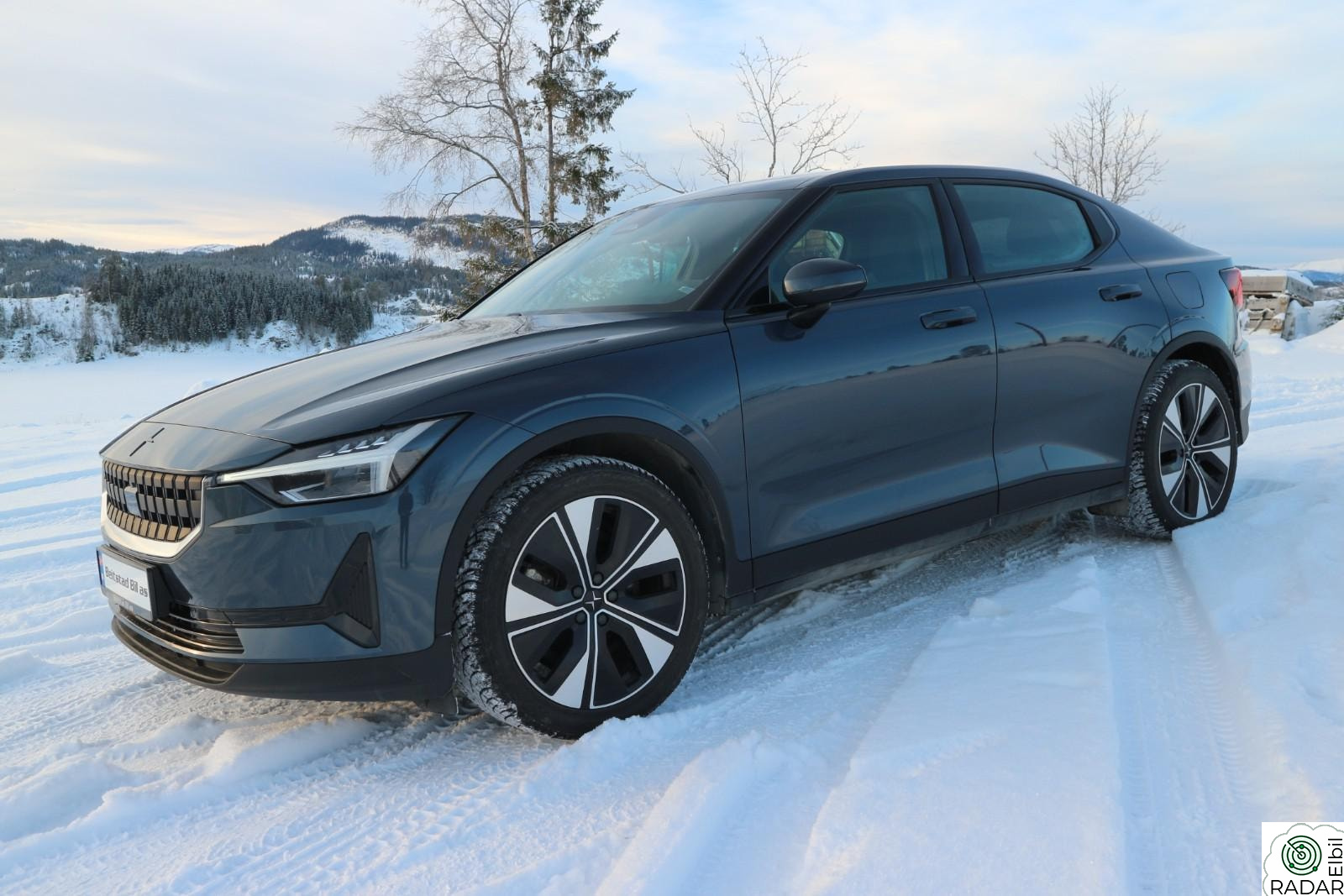 POLESTAR 2 LR-AWD Hengerfeste/Plus/Panorama /H&K R-Cam