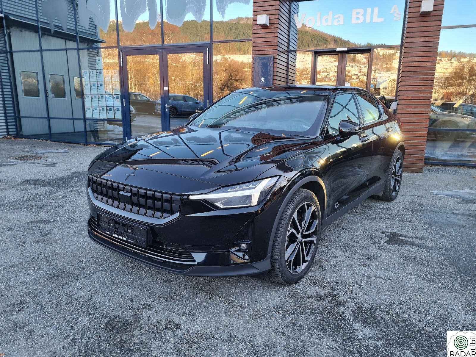POLESTAR 2 Long Range Dual Motor 4wd,Pilot Lite,ACC,Pano,Navi,Krok