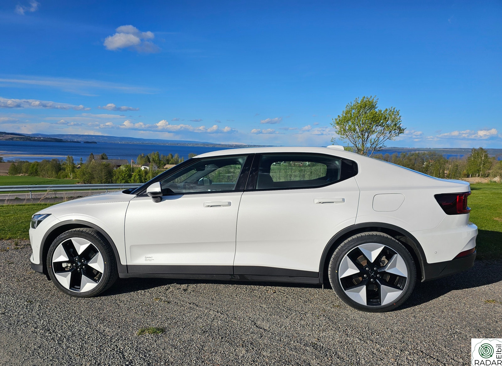 POLESTAR 2 Standard range, single motor.