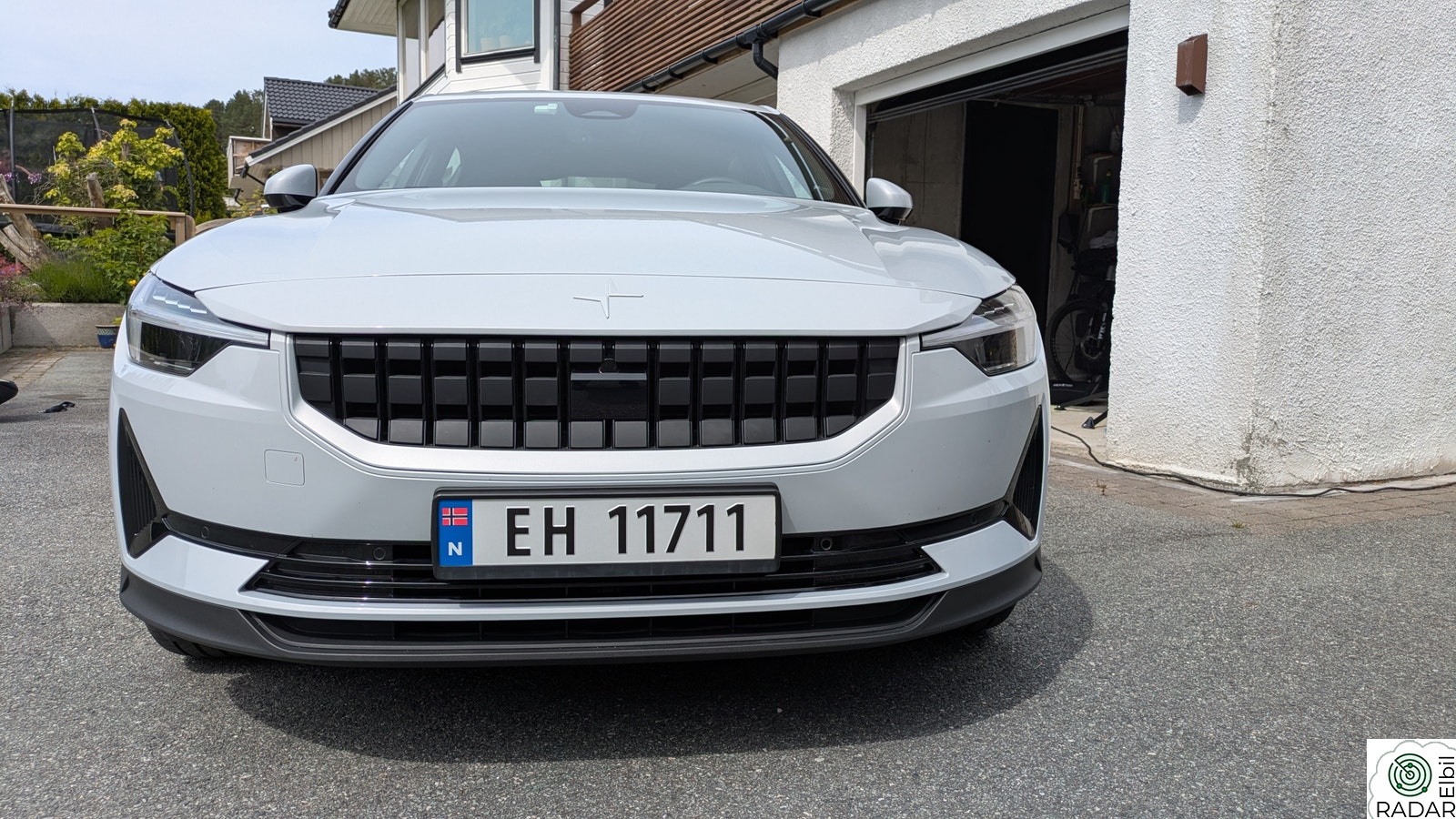 POLESTAR 2