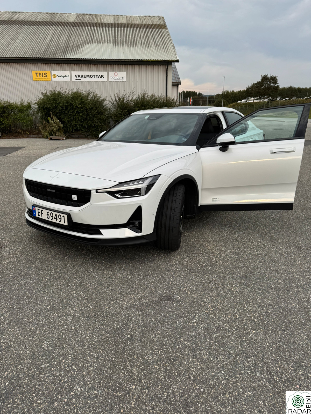 POLESTAR 2 Long Range Dual Motor Performance