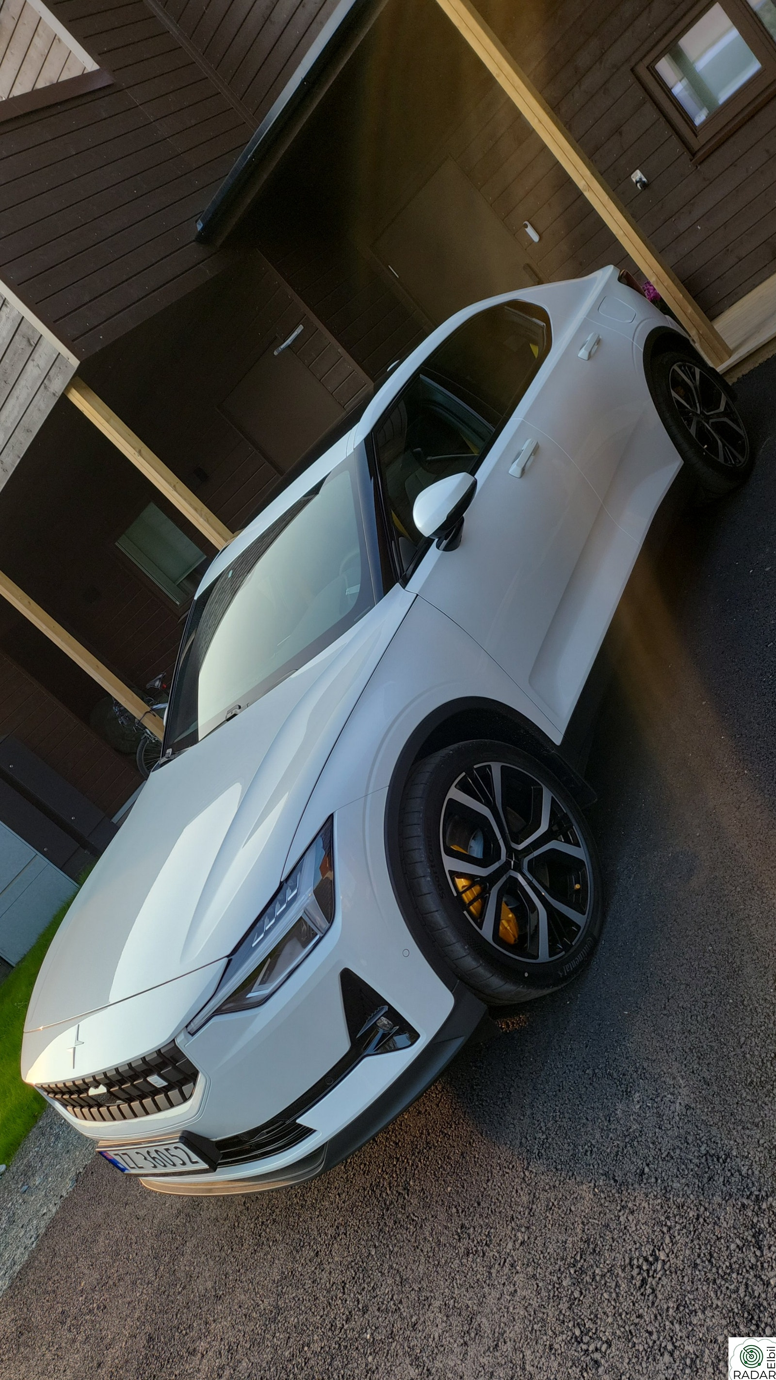 POLESTAR 2 Long Range Dual Motor Performance, Plus, Pilot lite