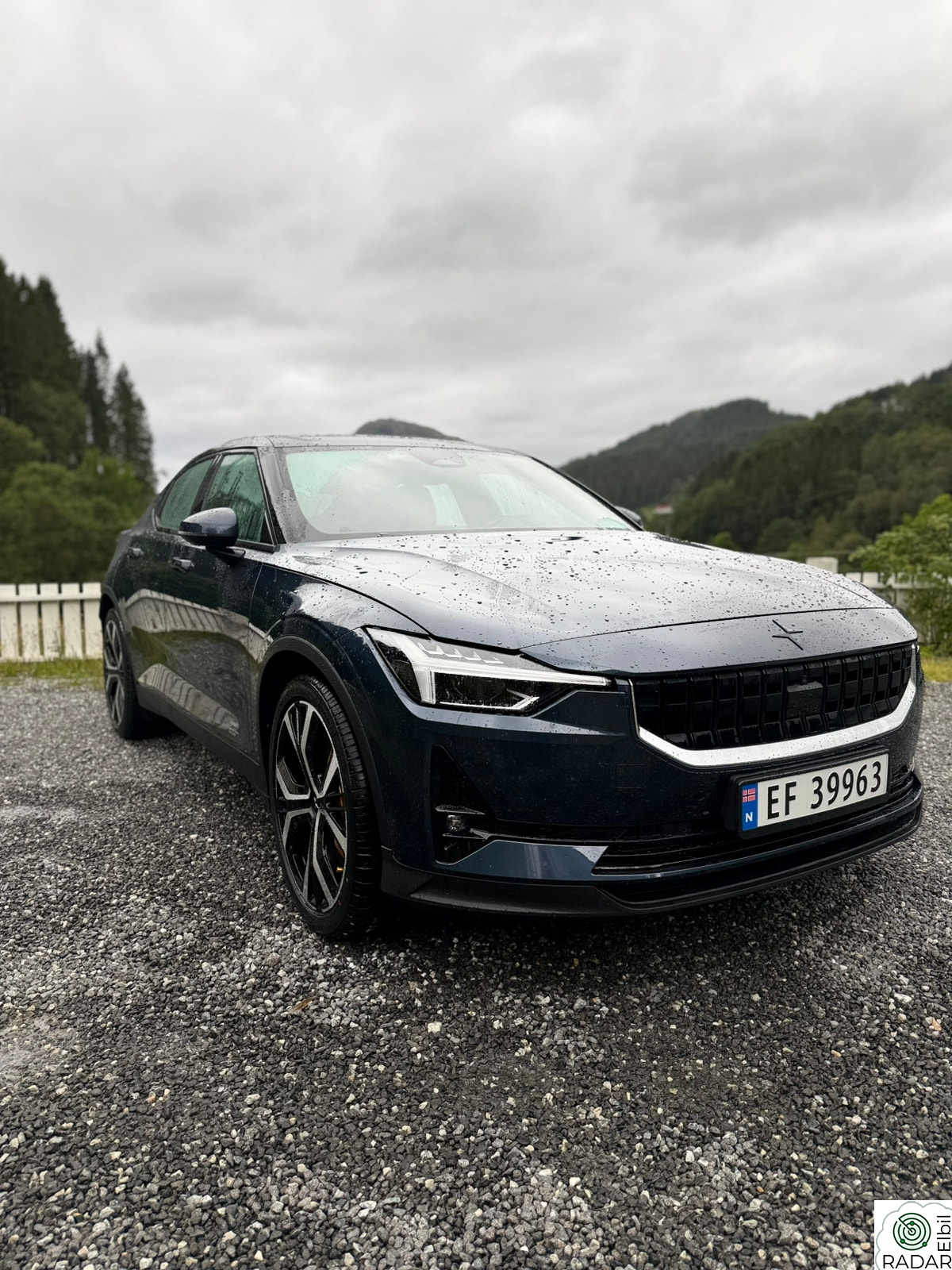 POLESTAR 2 Long Range Dual Motor Performance