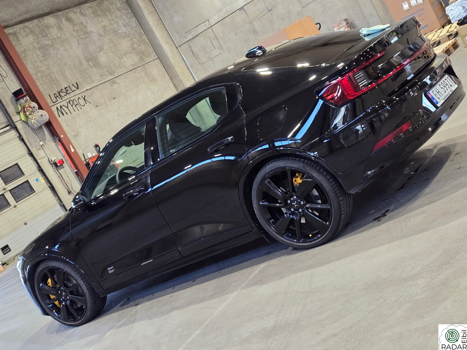 POLESTAR 2 BST 230