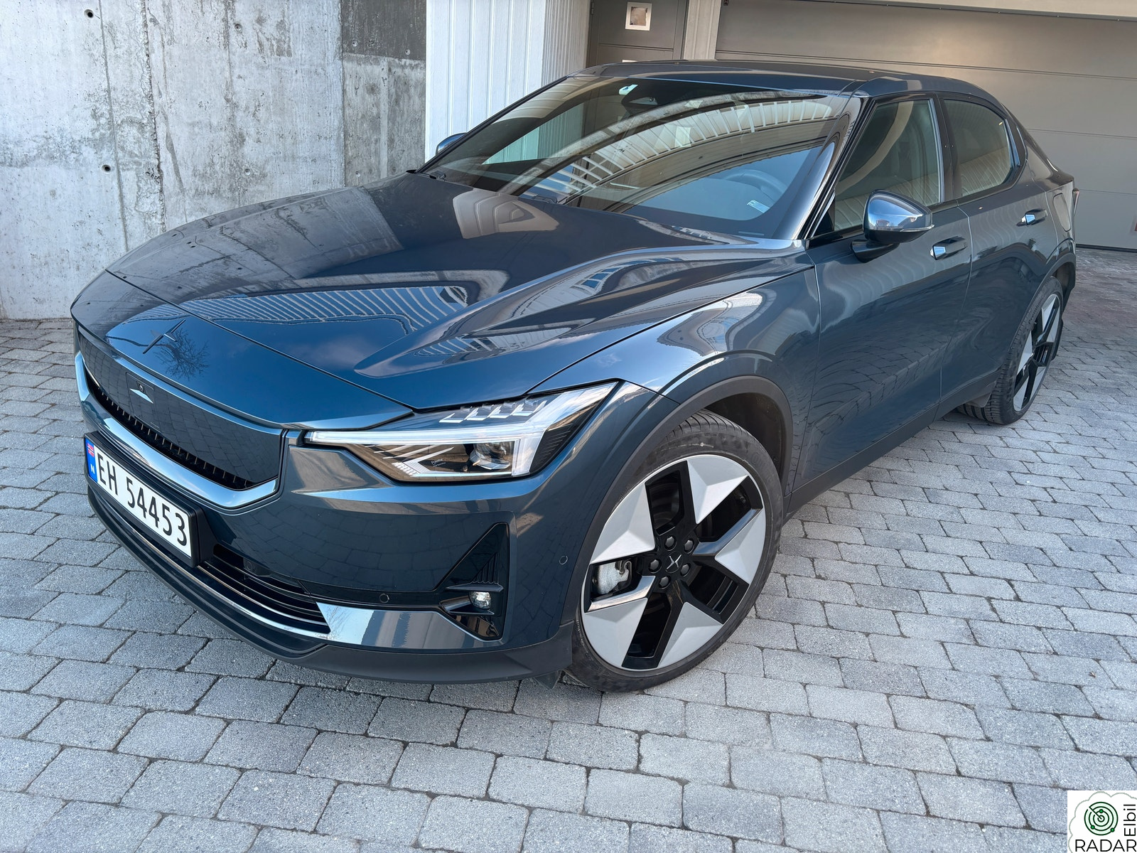 POLESTAR 2 Long Range Dual Motor