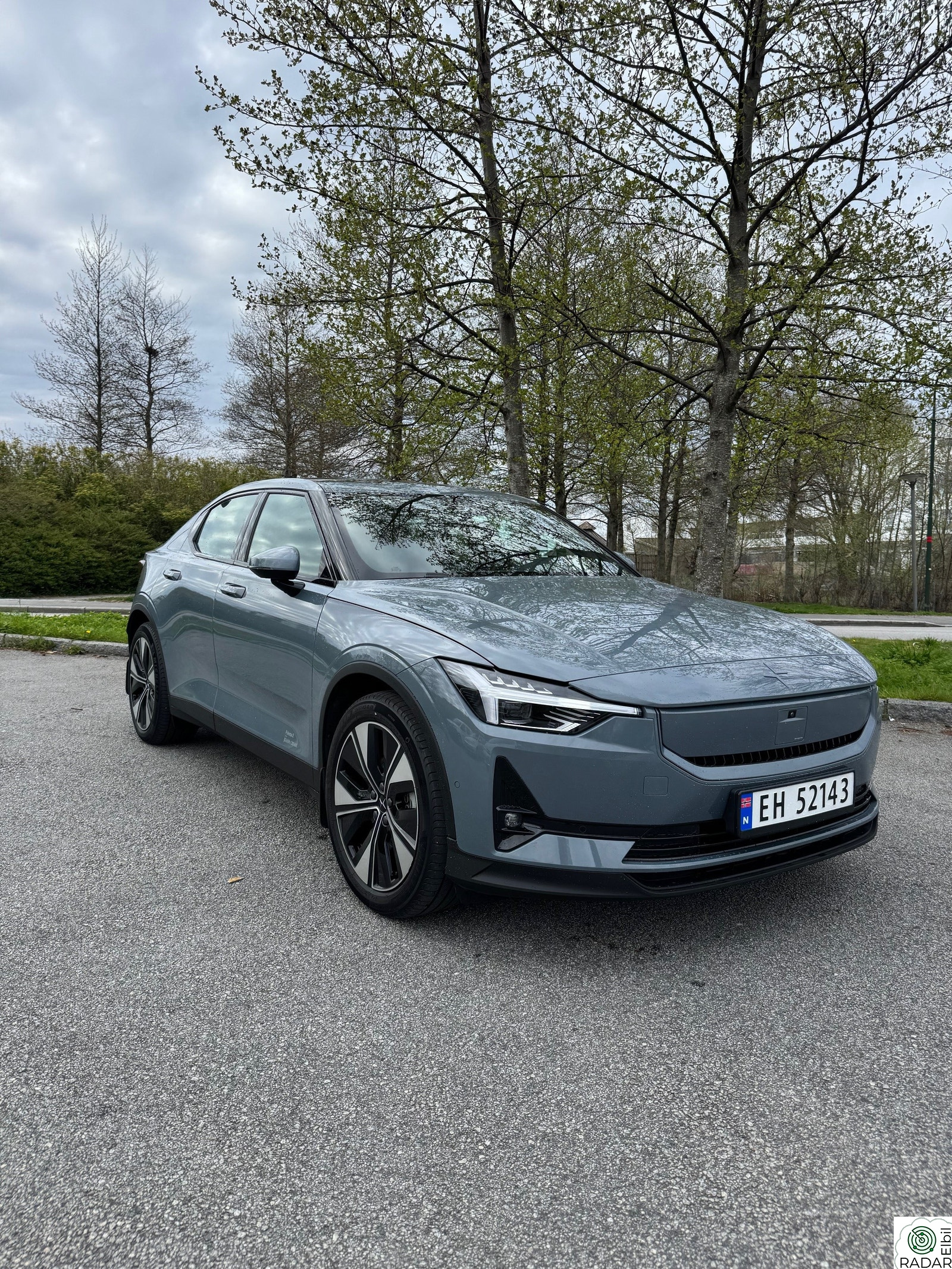 POLESTAR 2 Long Range Dual Motor m/plus og pilot pakke