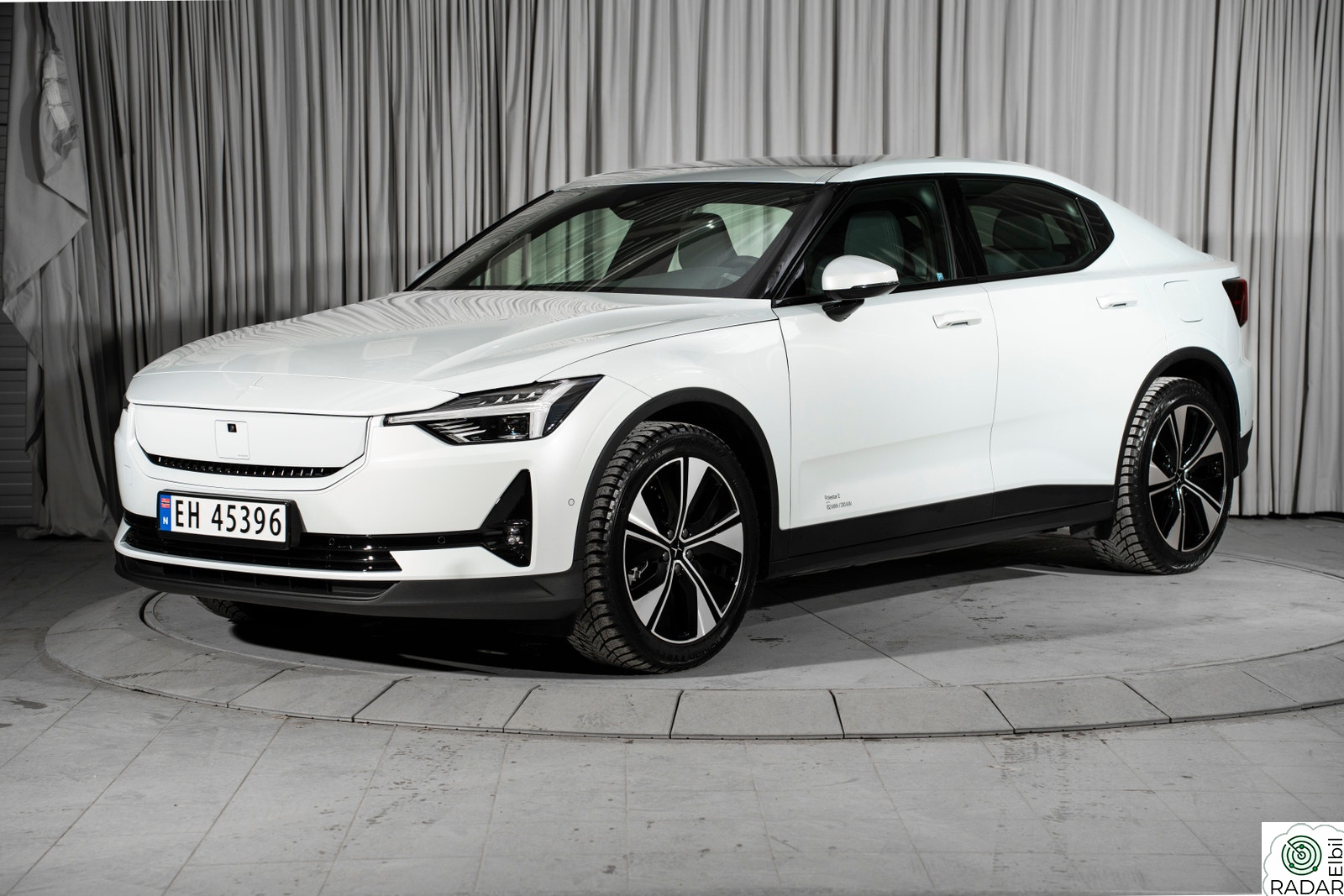 POLESTAR 2 Long Range Dual Motor Pilot/Plus Pack