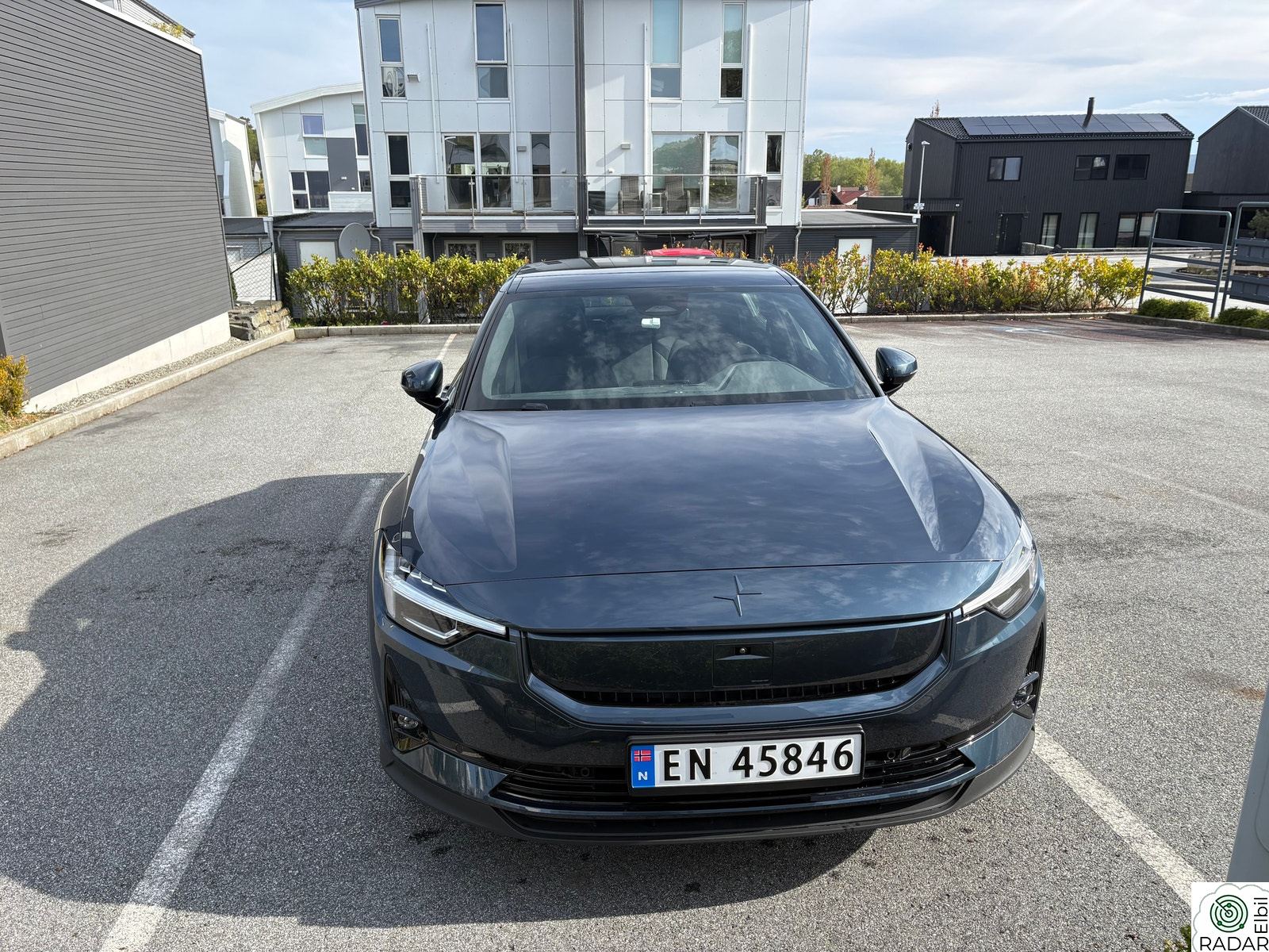 POLESTAR 2 Long Range Dual Motor Plus Pack