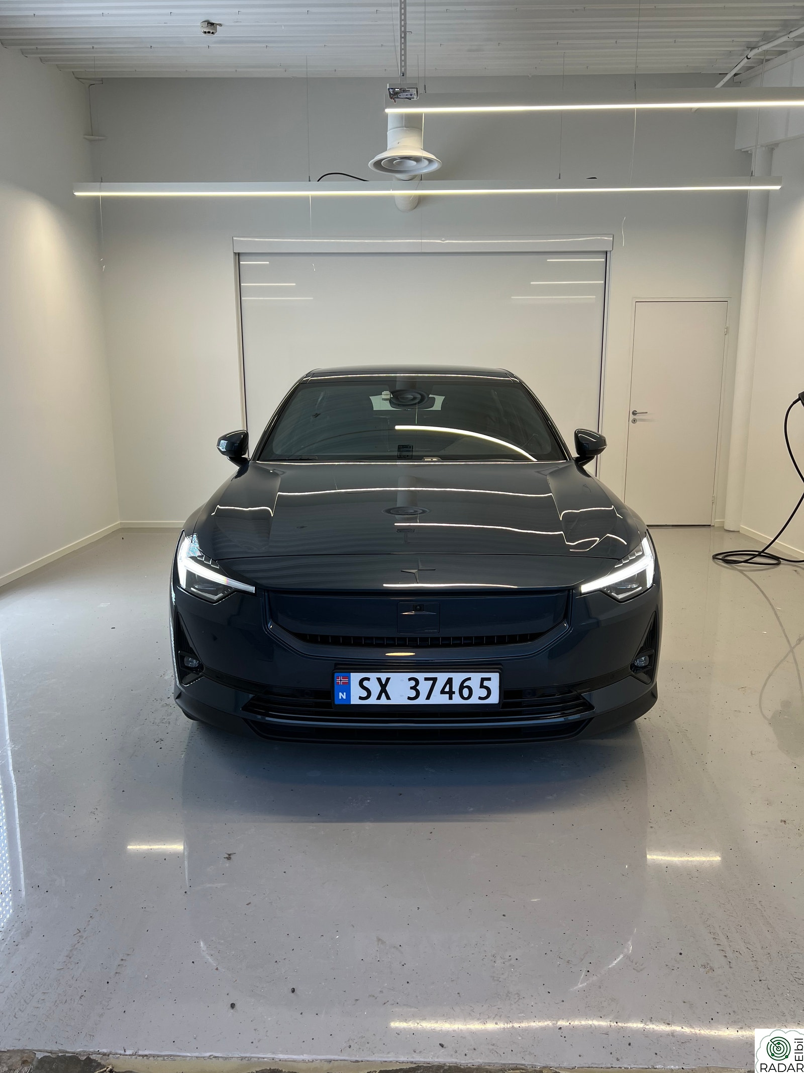 POLESTAR 2 LR Dual Motor, Plus, Pilot, Klima, H/K, Pixel LED