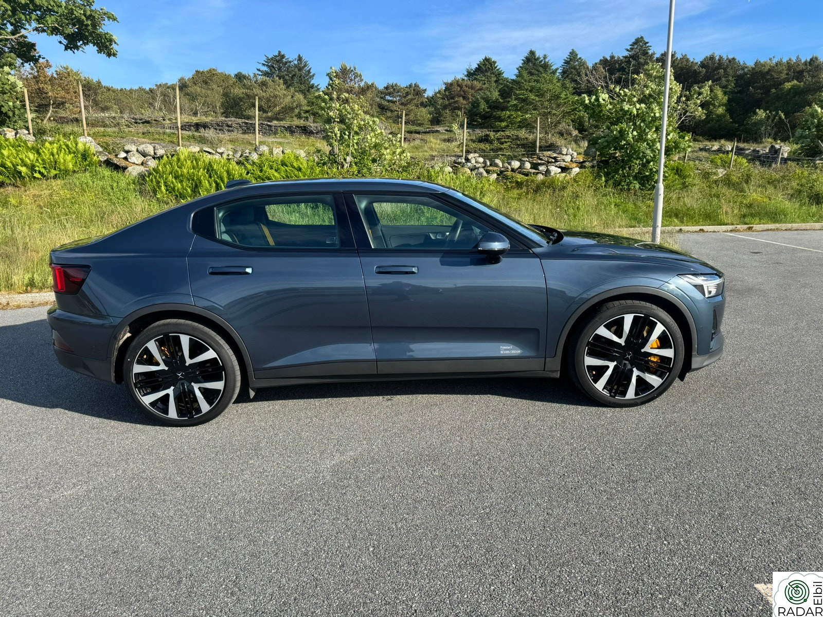 POLESTAR 2 Long Range Dual Motor Performance Pack Plus