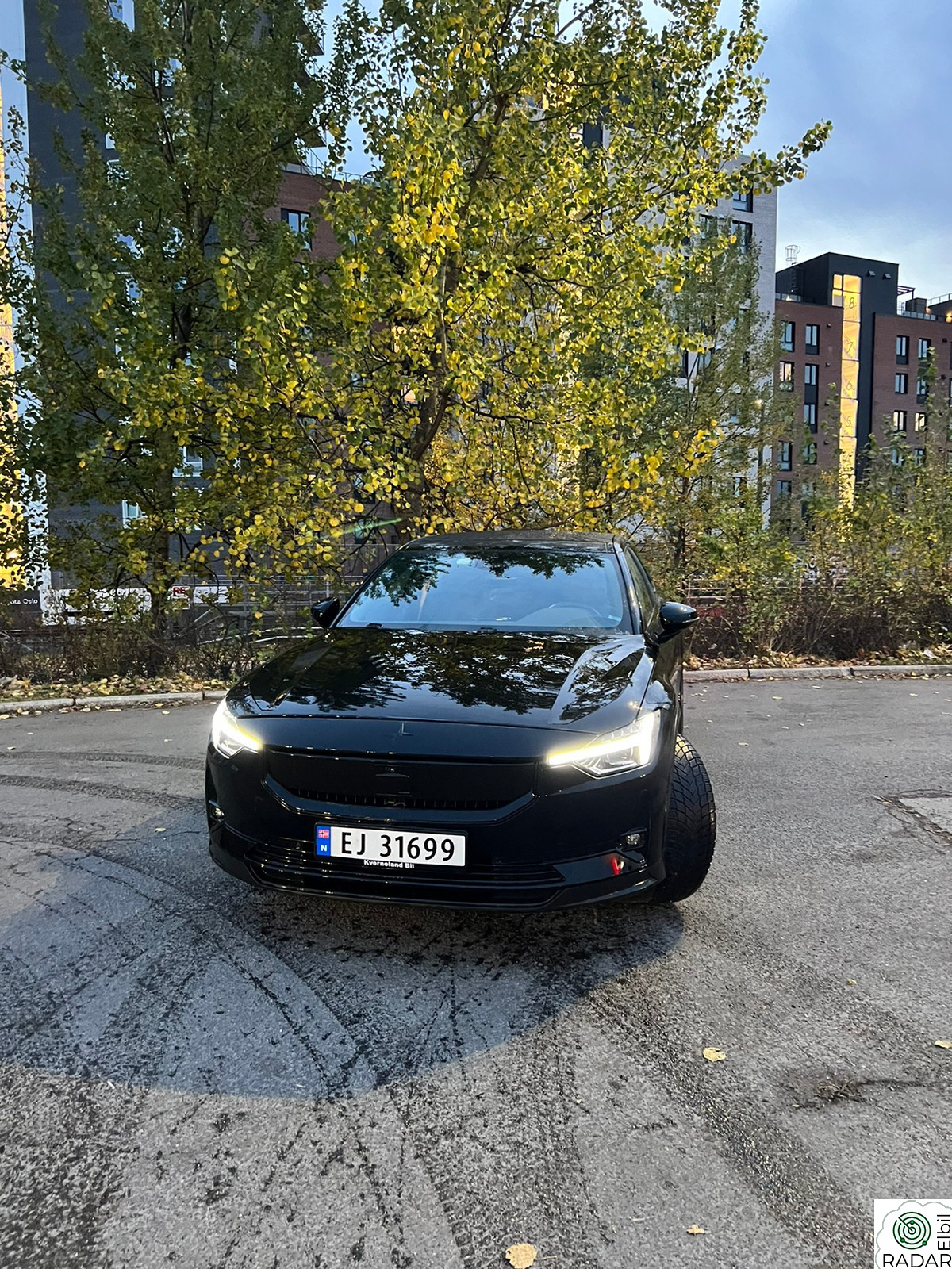 POLESTAR 2 Long Range Dual Motor Performance Pack Plus