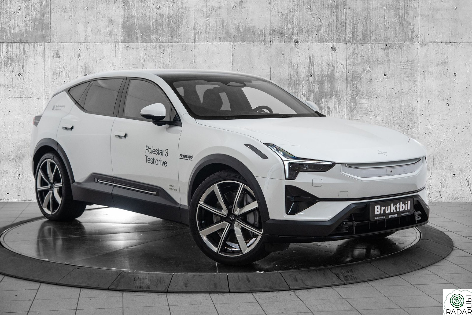 POLESTAR 3 LRDM Plus Pilot KROK|PANO|22"|LUFT|B&W|360|HUD|HD.LED